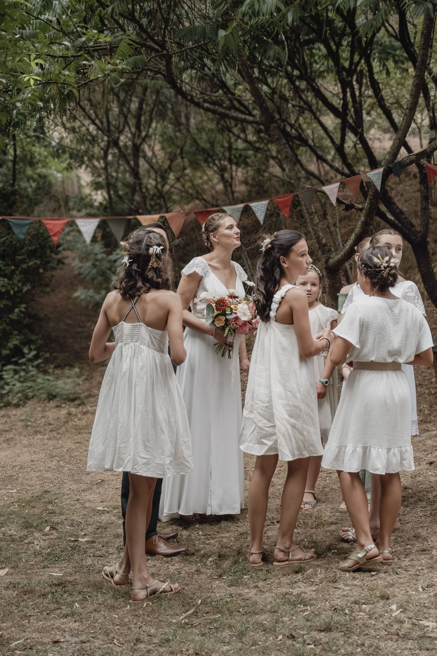 Photographe mariage Le Mans - Photo de groupe au domaine du Moulin Neuf