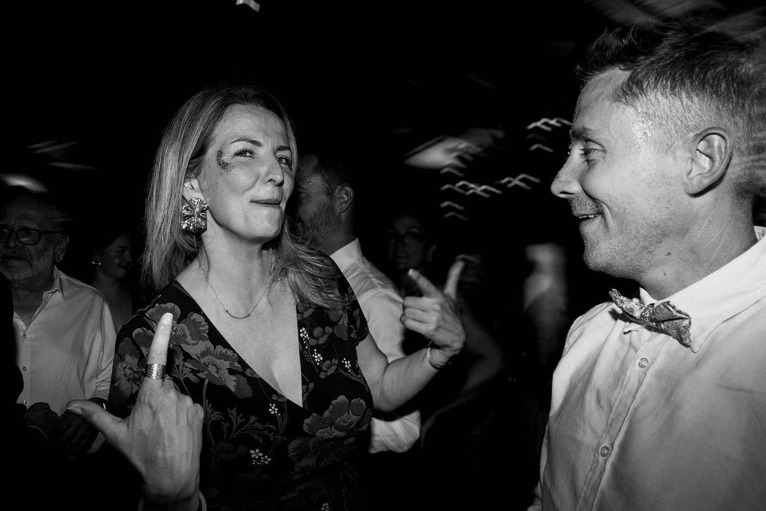 Photographe mariage Le Mans - Début de soirée au domaine du Moulin Neuf.