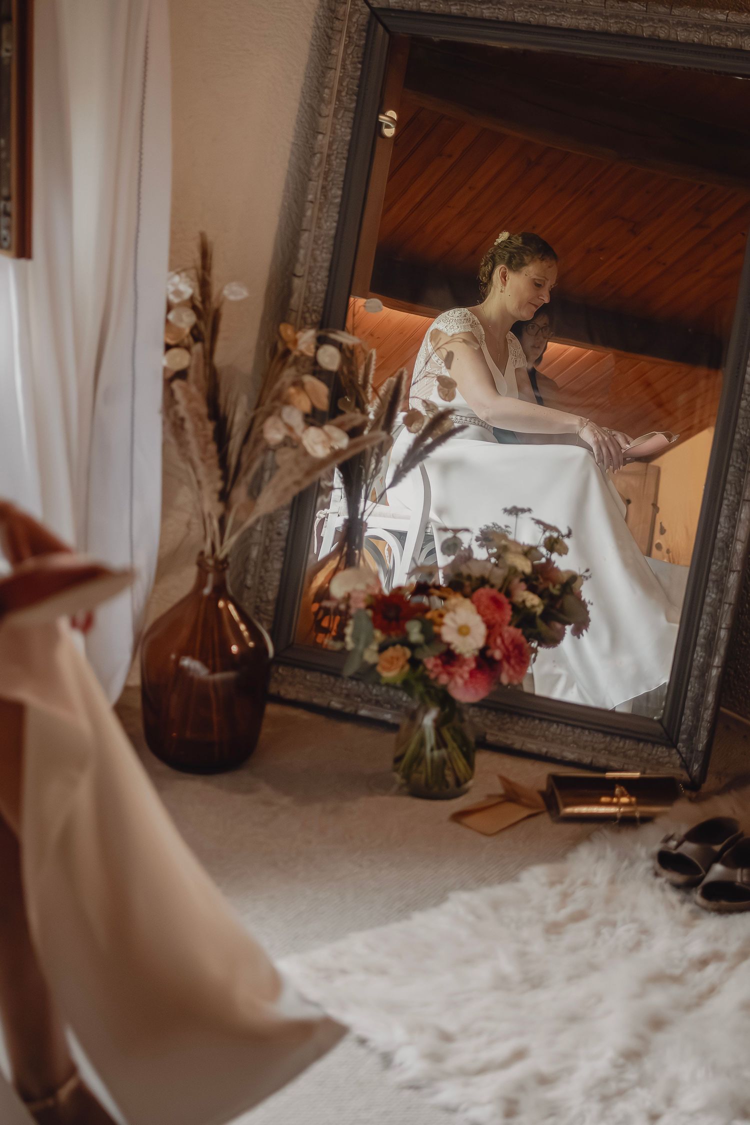 Photographe mariage Le Mans - Préparatifs de la mariée au domaine du Moulin Neuf