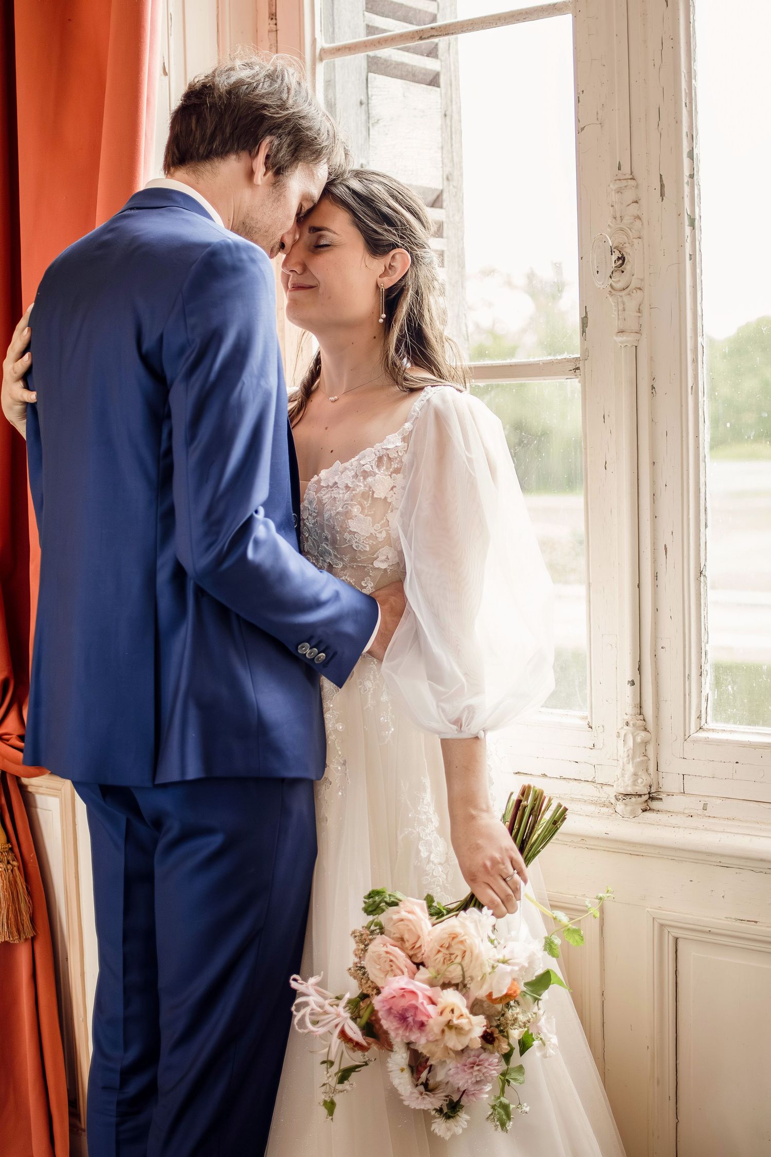 Photographe mariage Le Mans - Séance couple au Château de Vair