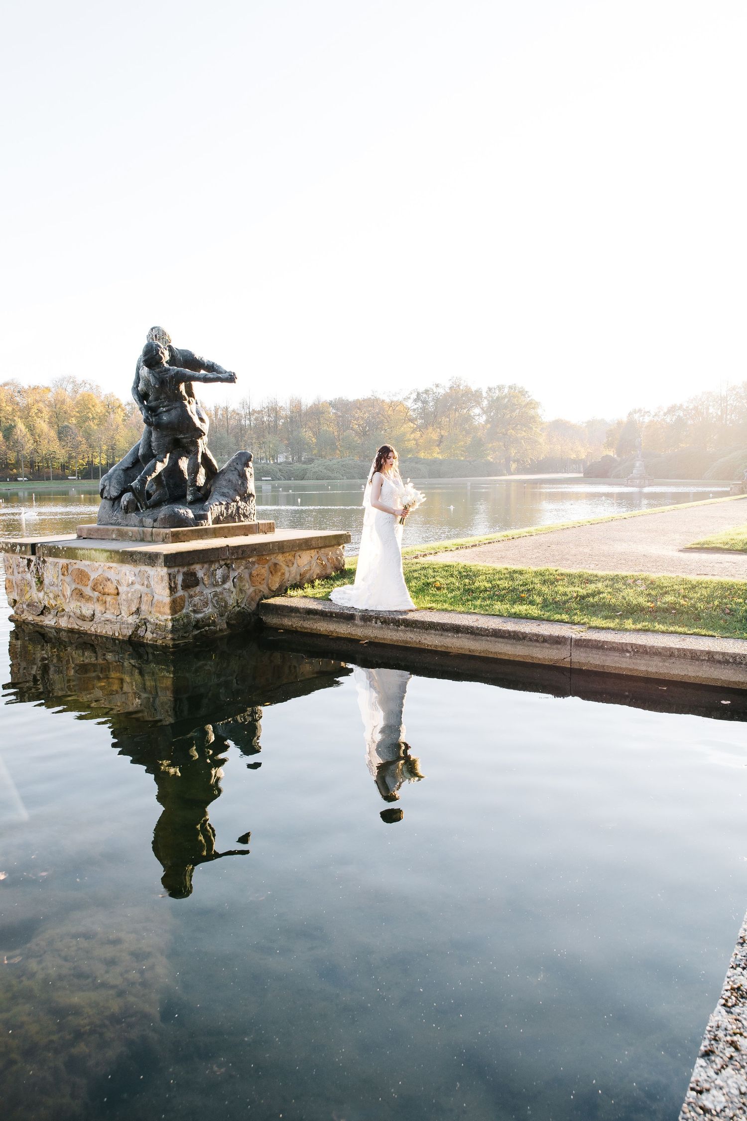 Moderne Hochzeitsfotografie in Bremen mit natürlicher Ästhetik beim Hollersee.