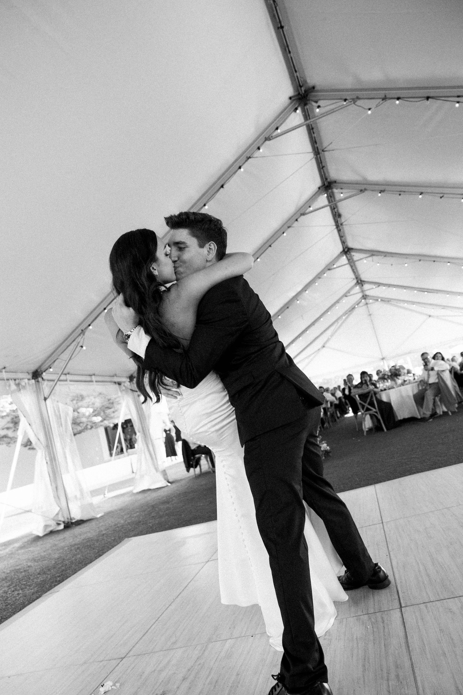 Virginia Beach wedding photographer cavalier golf and yacht club wedding