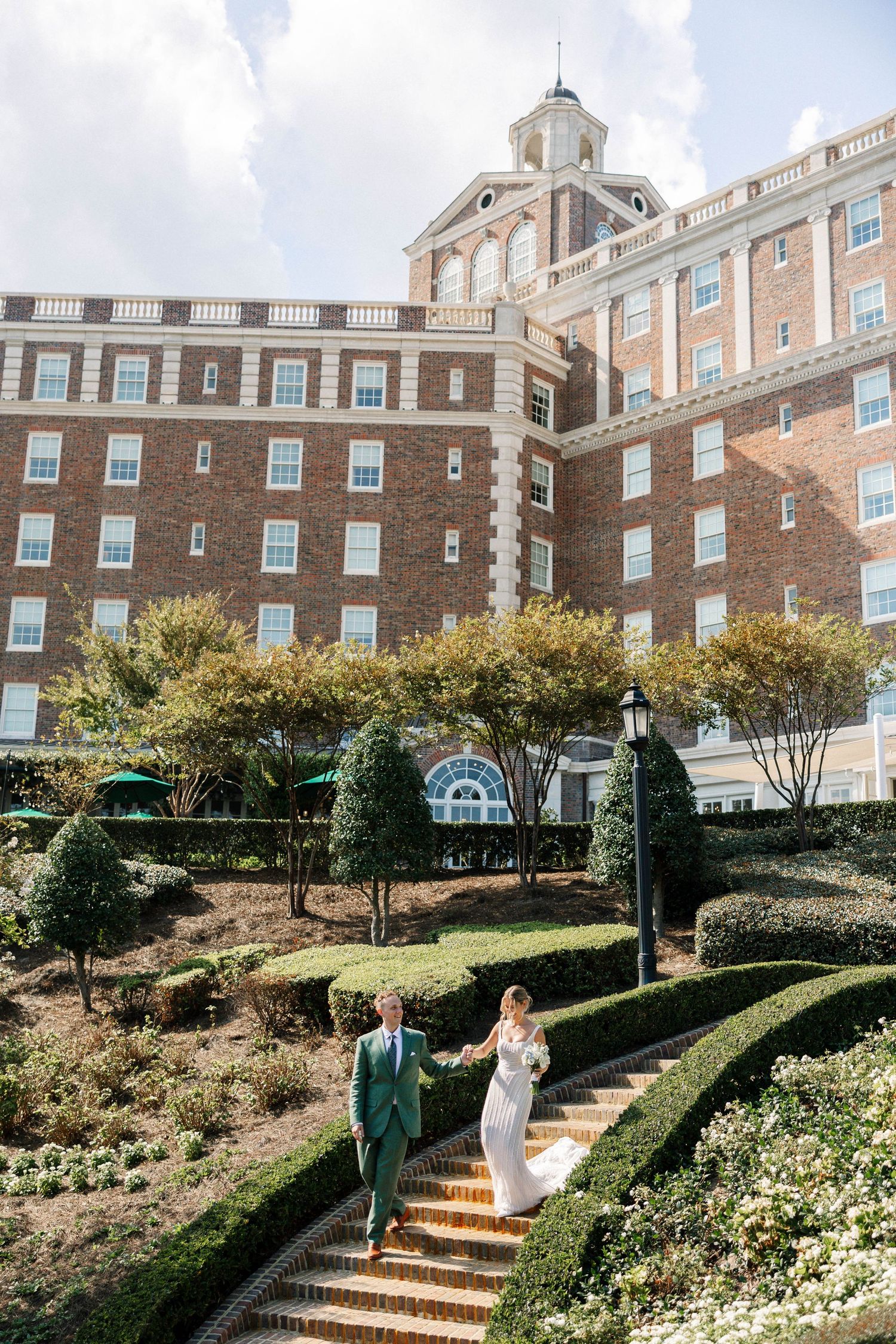 Virginia Beach wedding photographer. Historic Cavalier Wedding
