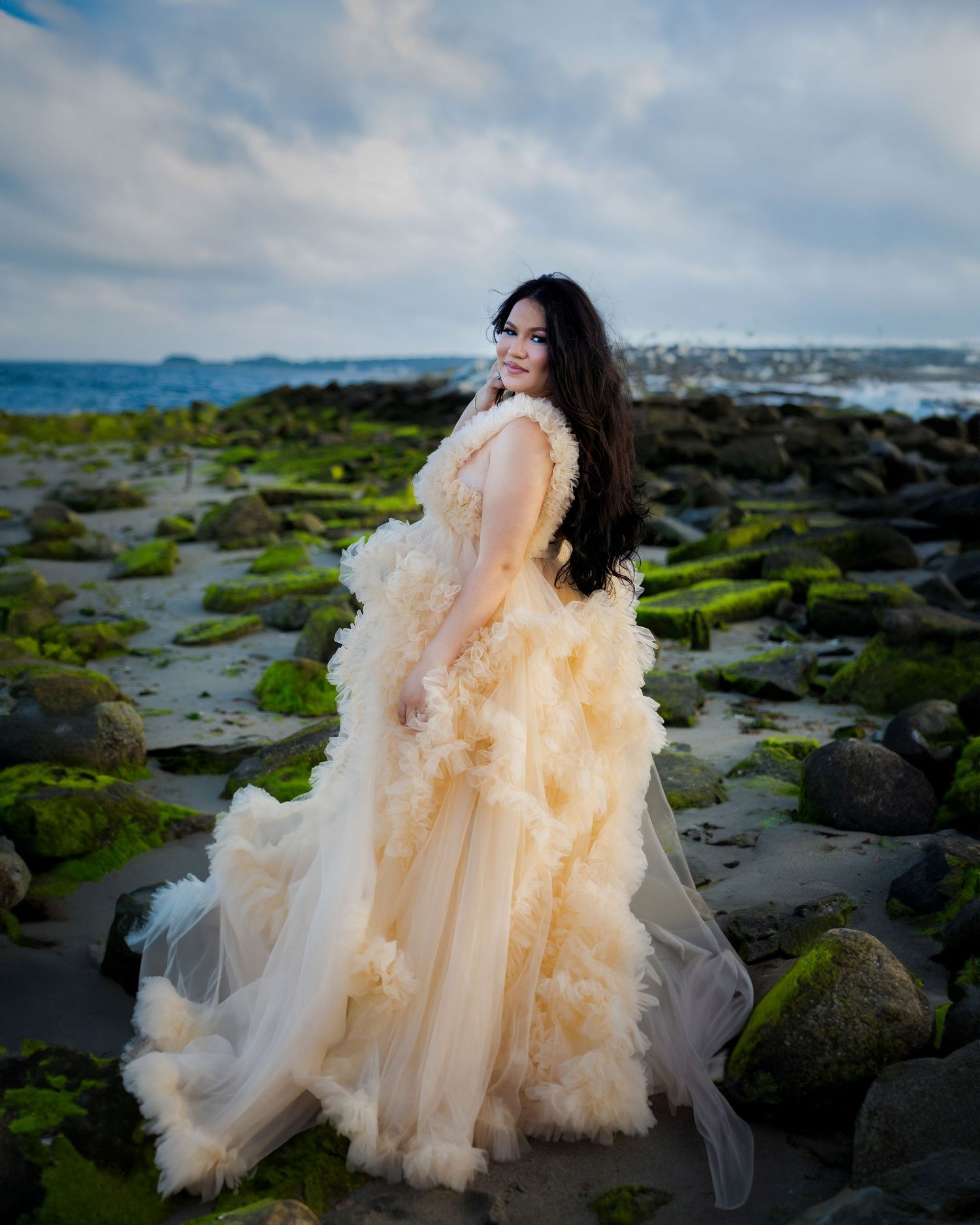Elegant maternity photoshoot in Warwick, Rhode Island, captured by Brian Gomez Photography