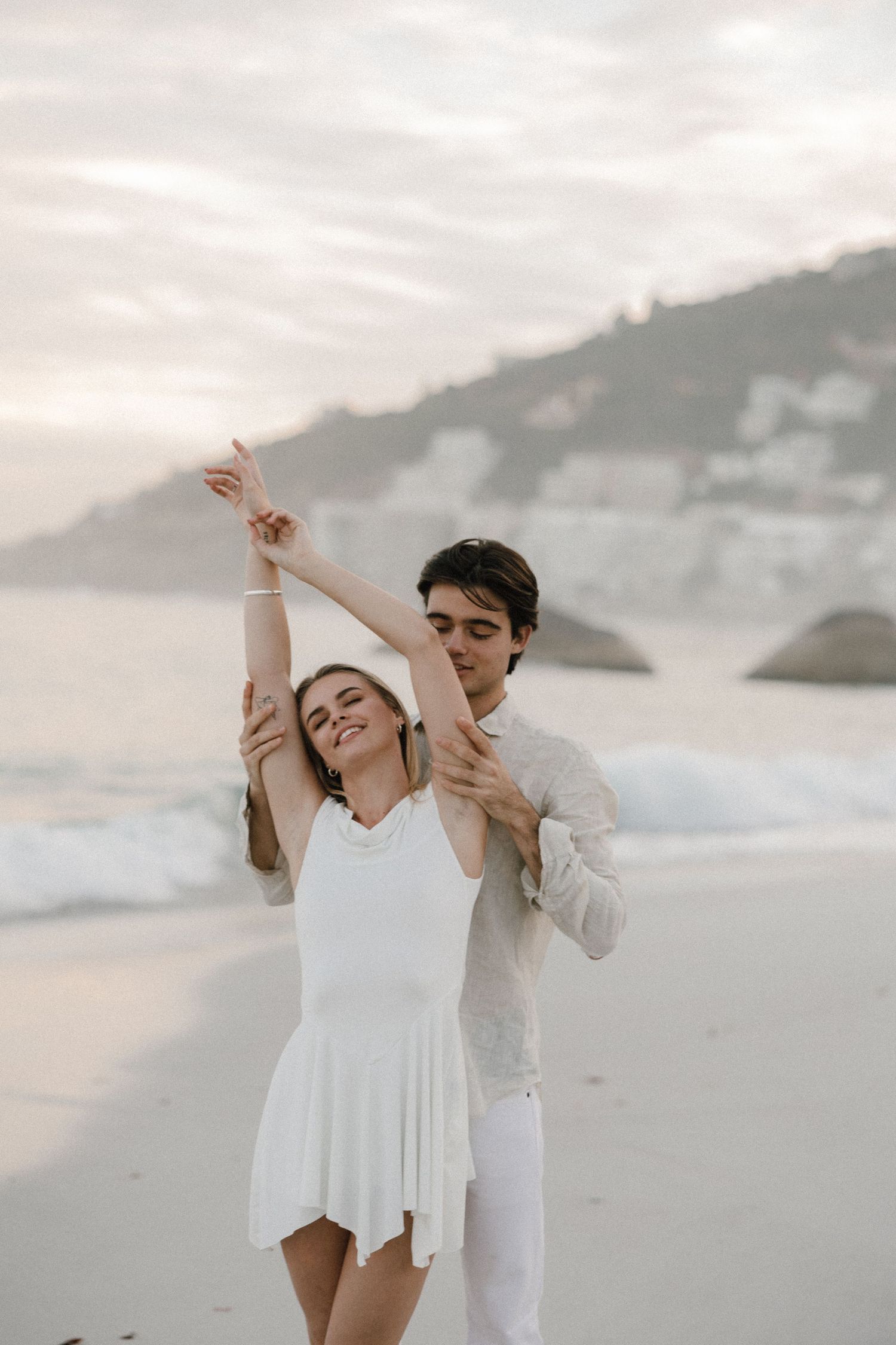 couple on the beach in cape town