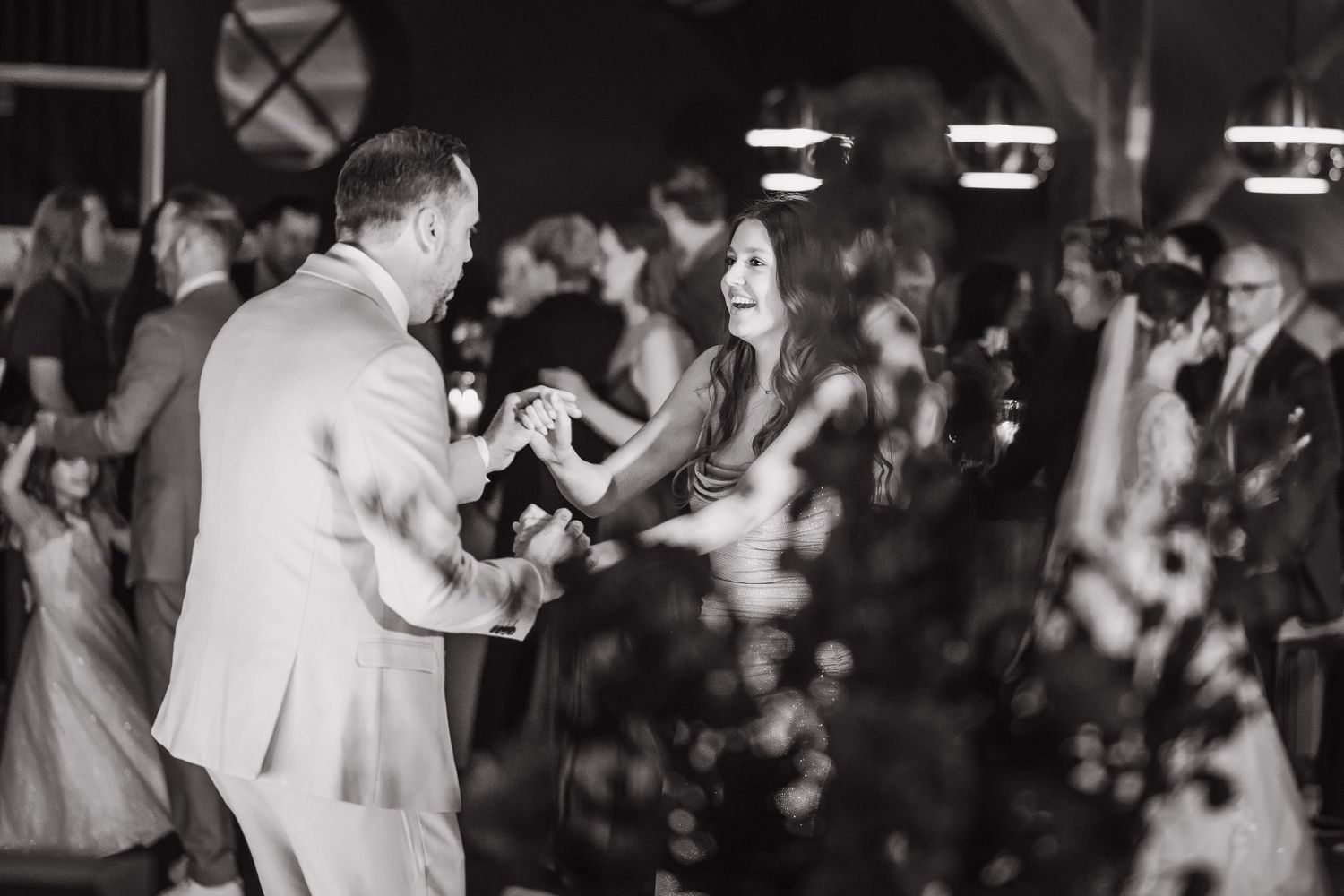 Ivory Destination by Michelle | Stylish and timeless wedding photography in Italy.