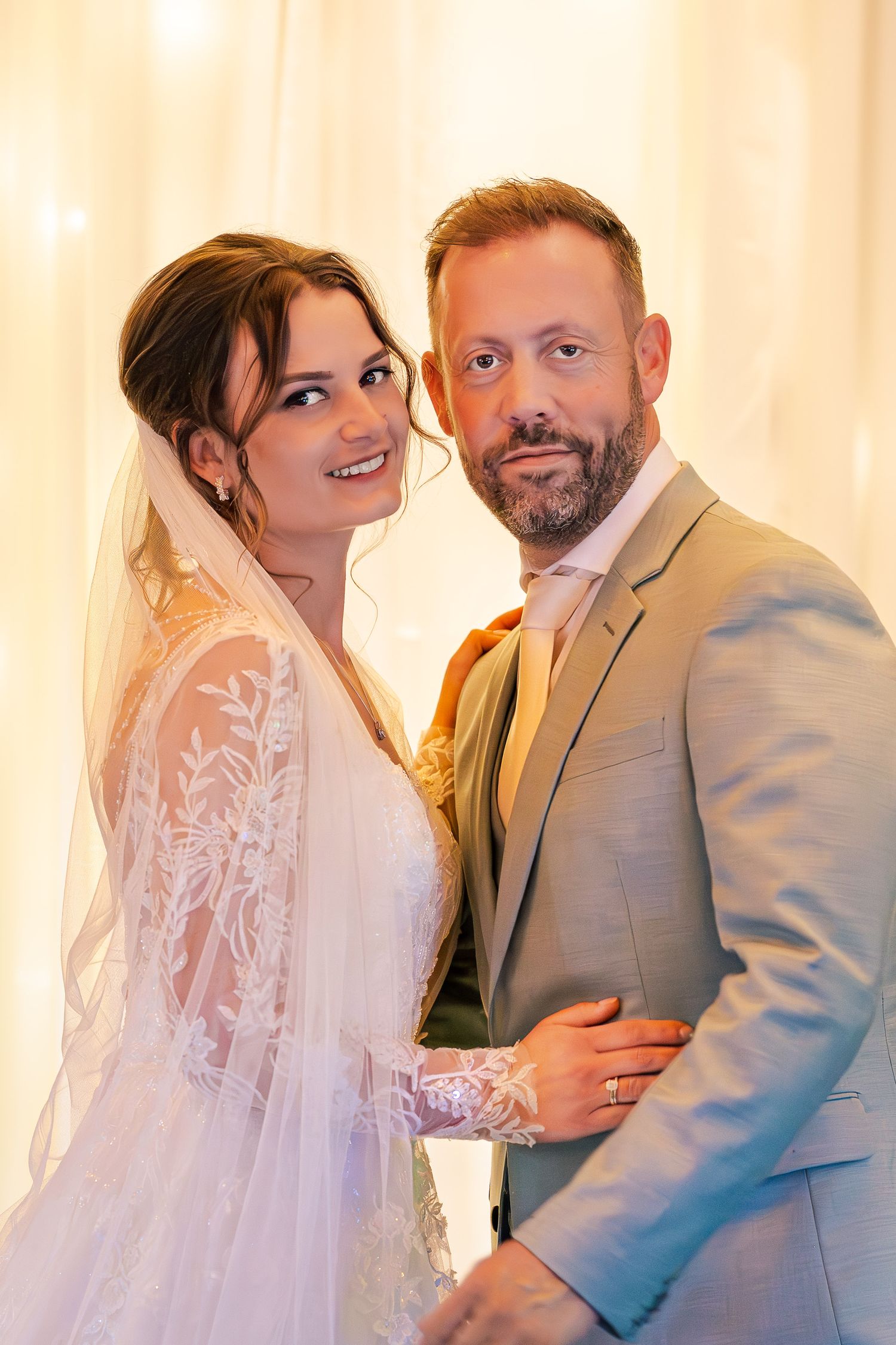 Ivory Destination by Michelle | Stylish and timeless wedding photography in Italy.