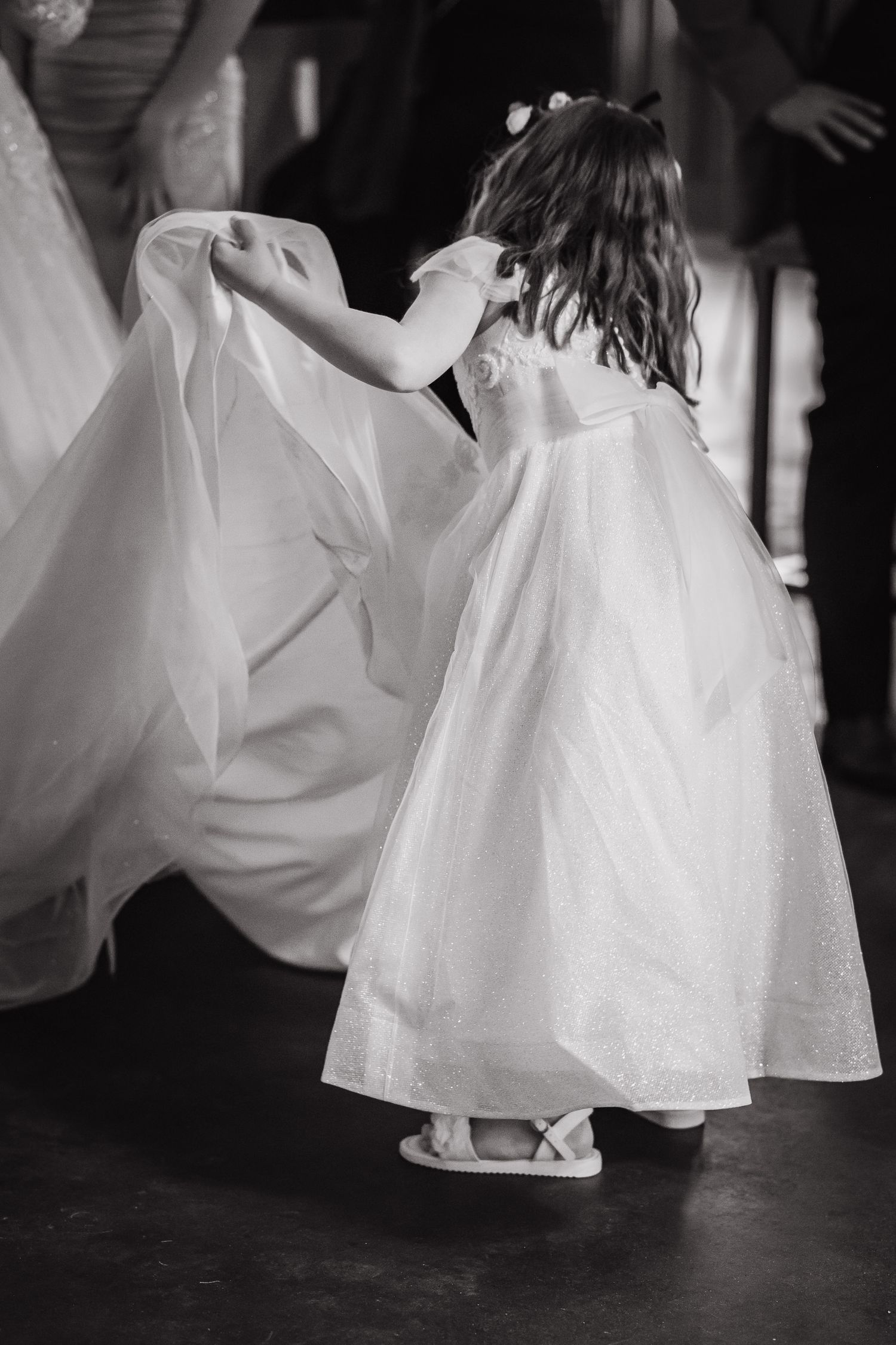 Authentic and timeless wedding moments captured in Piemonte, Northern Italy.