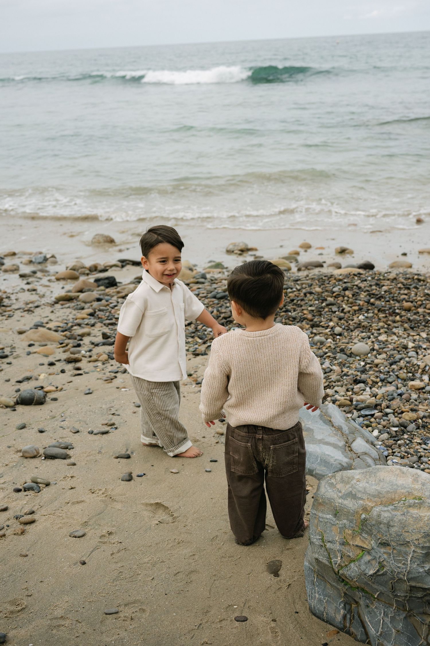 Newport Beach Extended Family Photographer 
Extended Family Photos at Little Corona Del Mar Beach
