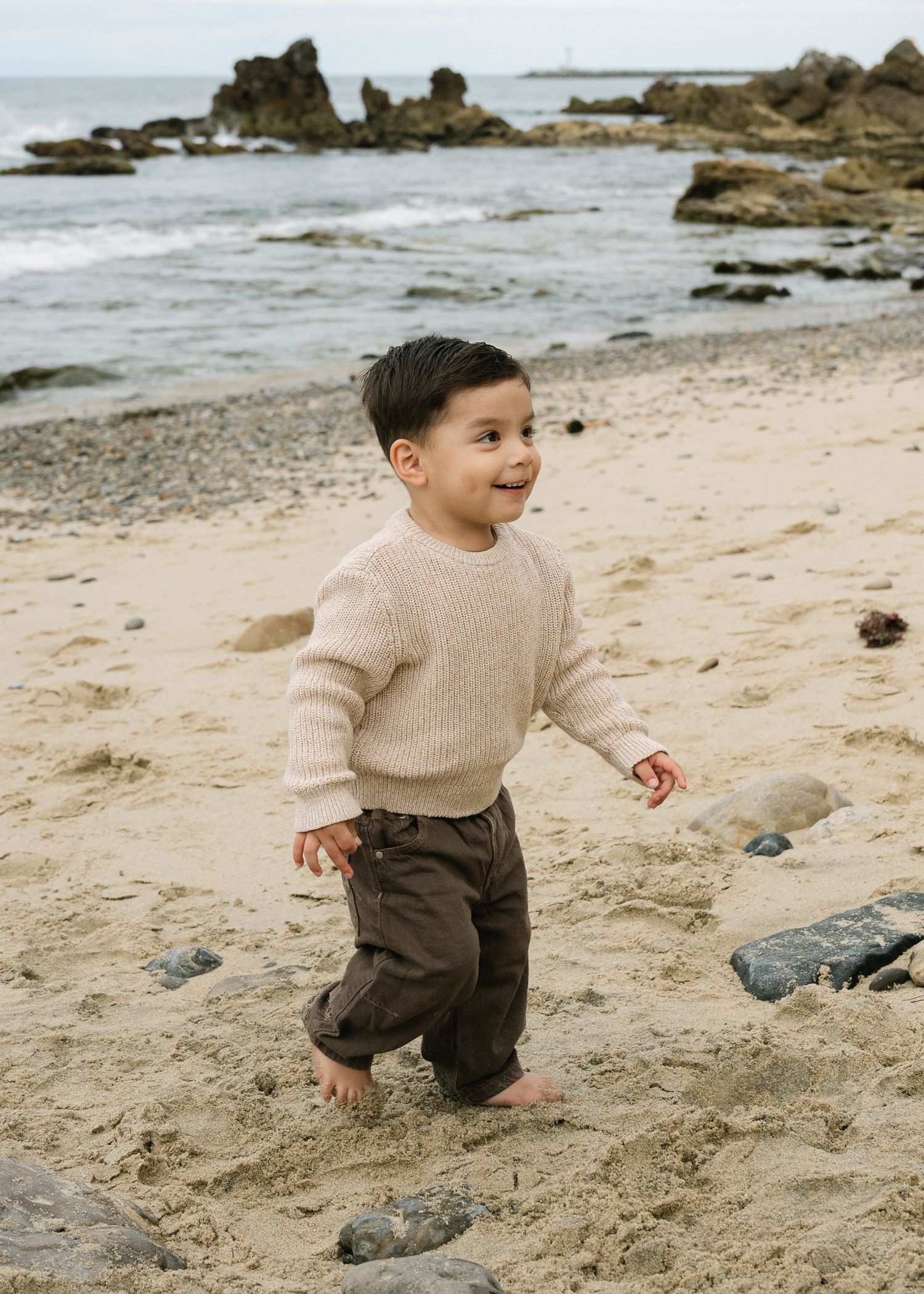 Newport Beach Extended Family Photographer 
Extended Family Photos at Little Corona Del Mar Beach