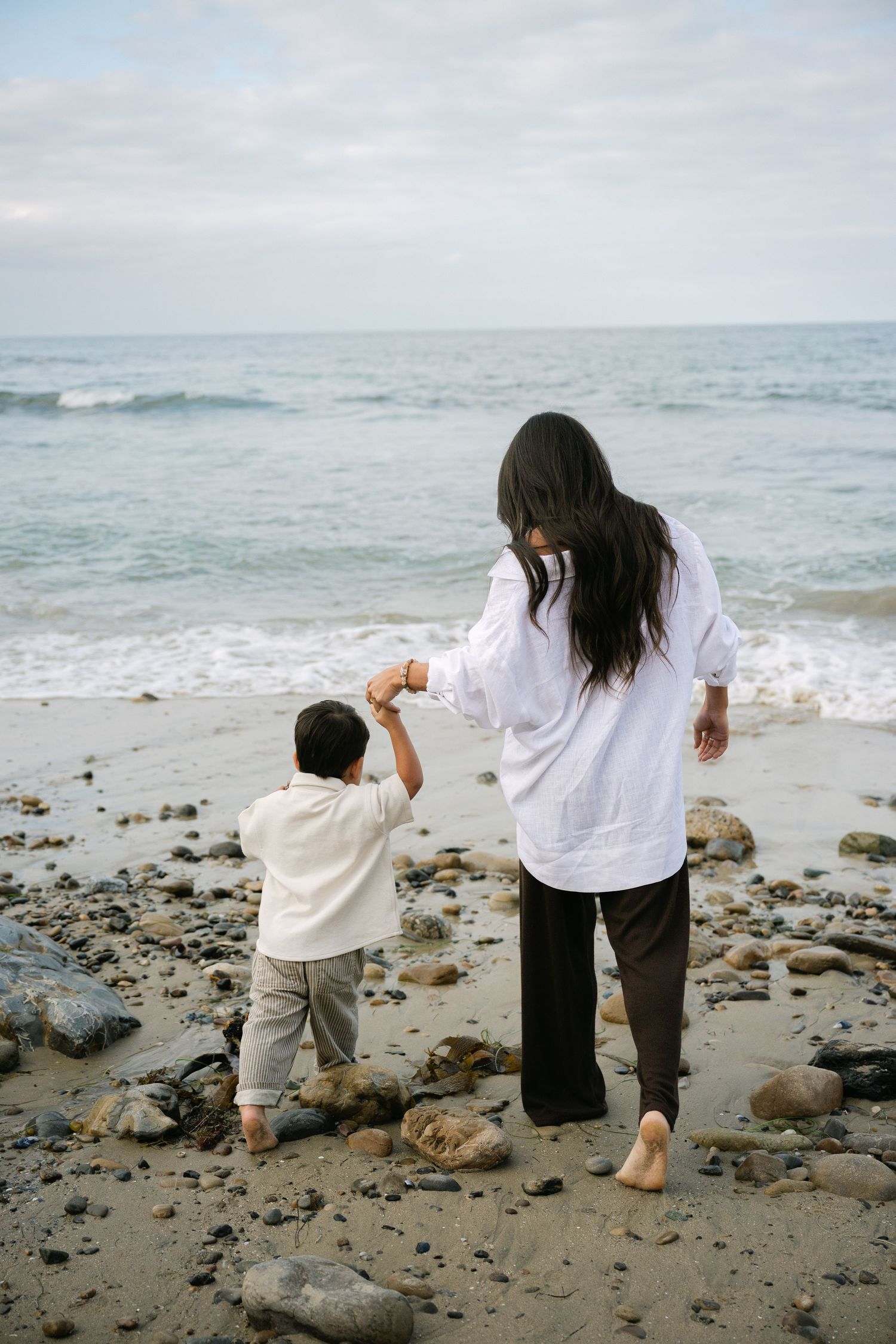 Newport Beach Extended Family Photographer 
Extended Family Photos at Little Corona Del Mar Beach