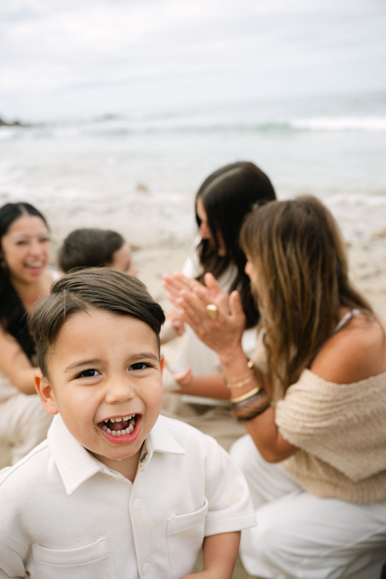 Newport Beach Extended Family Photographer 
Extended Family Photos at Little Corona Del Mar Beach