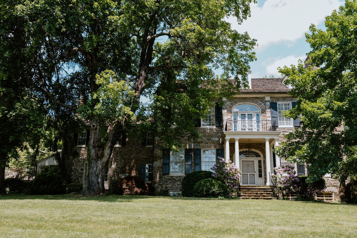 front of historic building at cold saturday farms maryland outdoor wedding venue