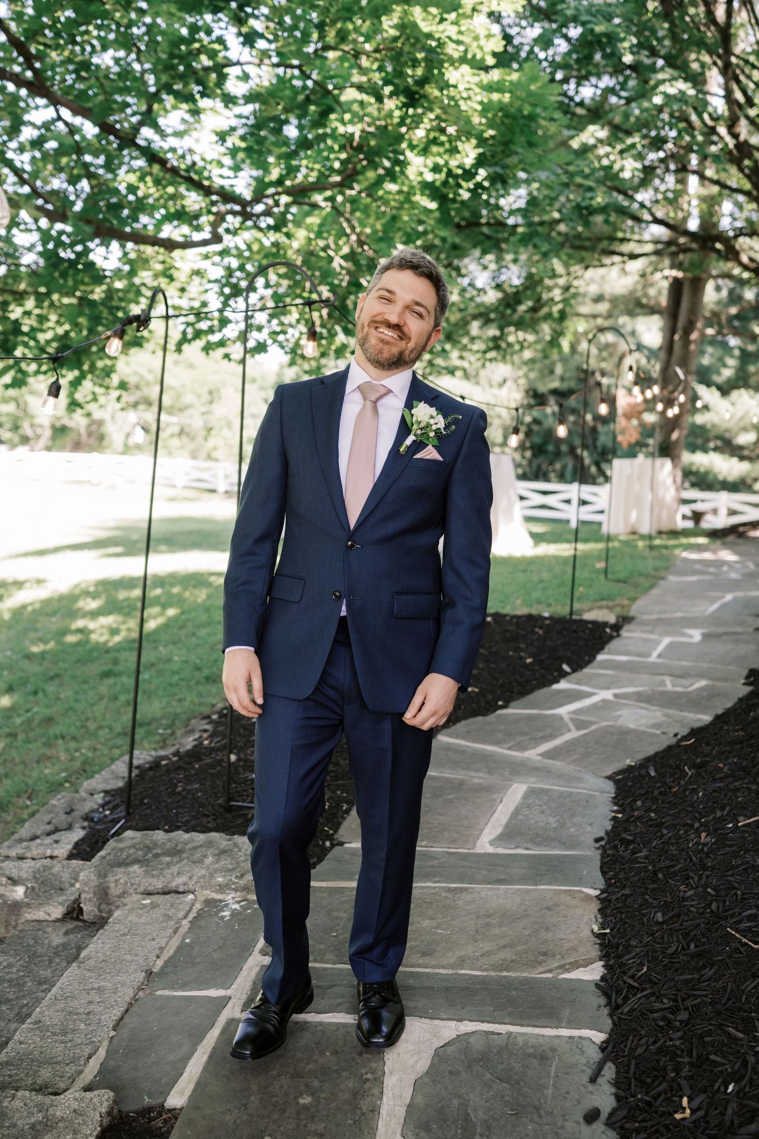 groom waits for bride