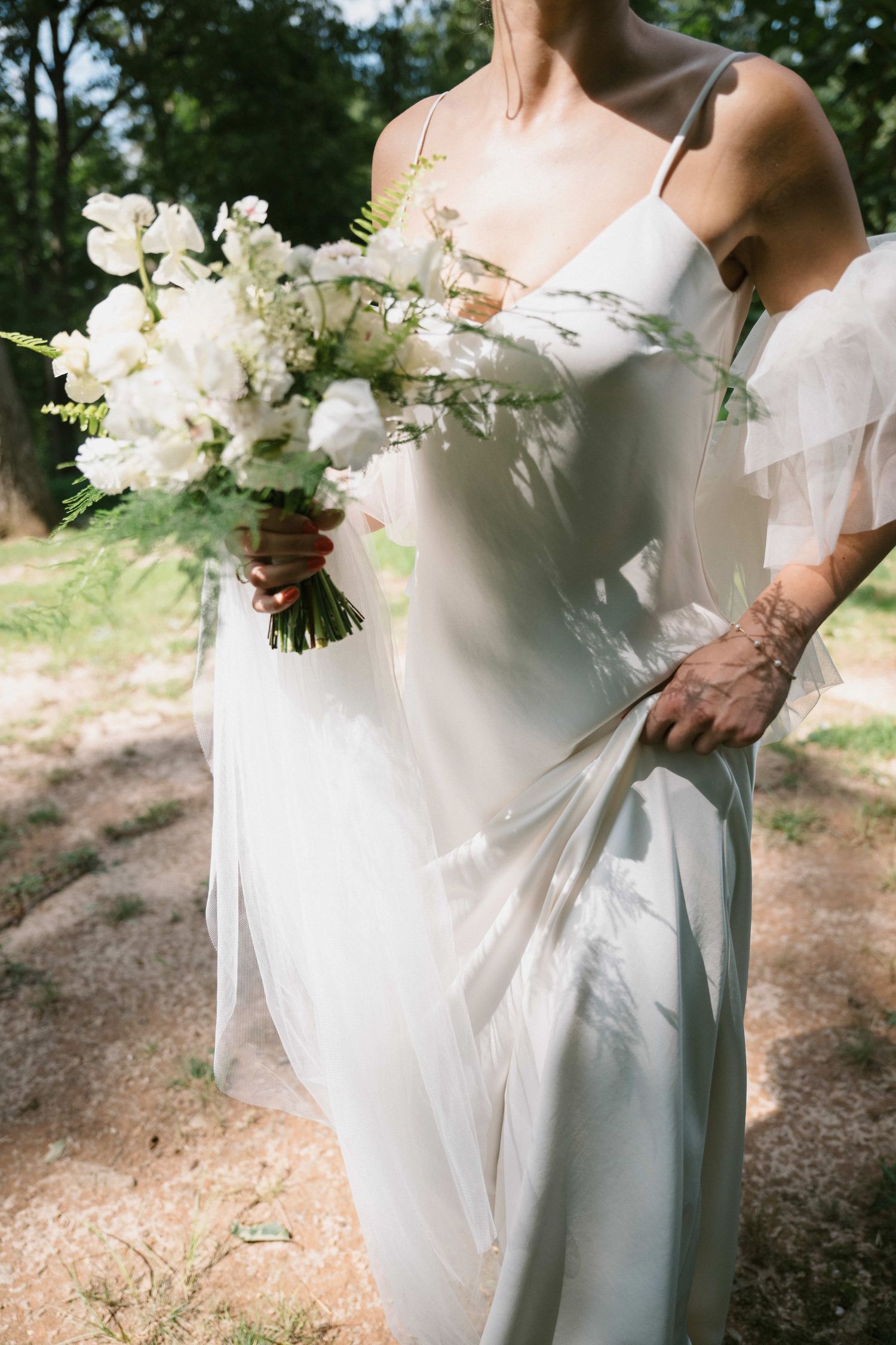 brides flower maryland wedding photographer