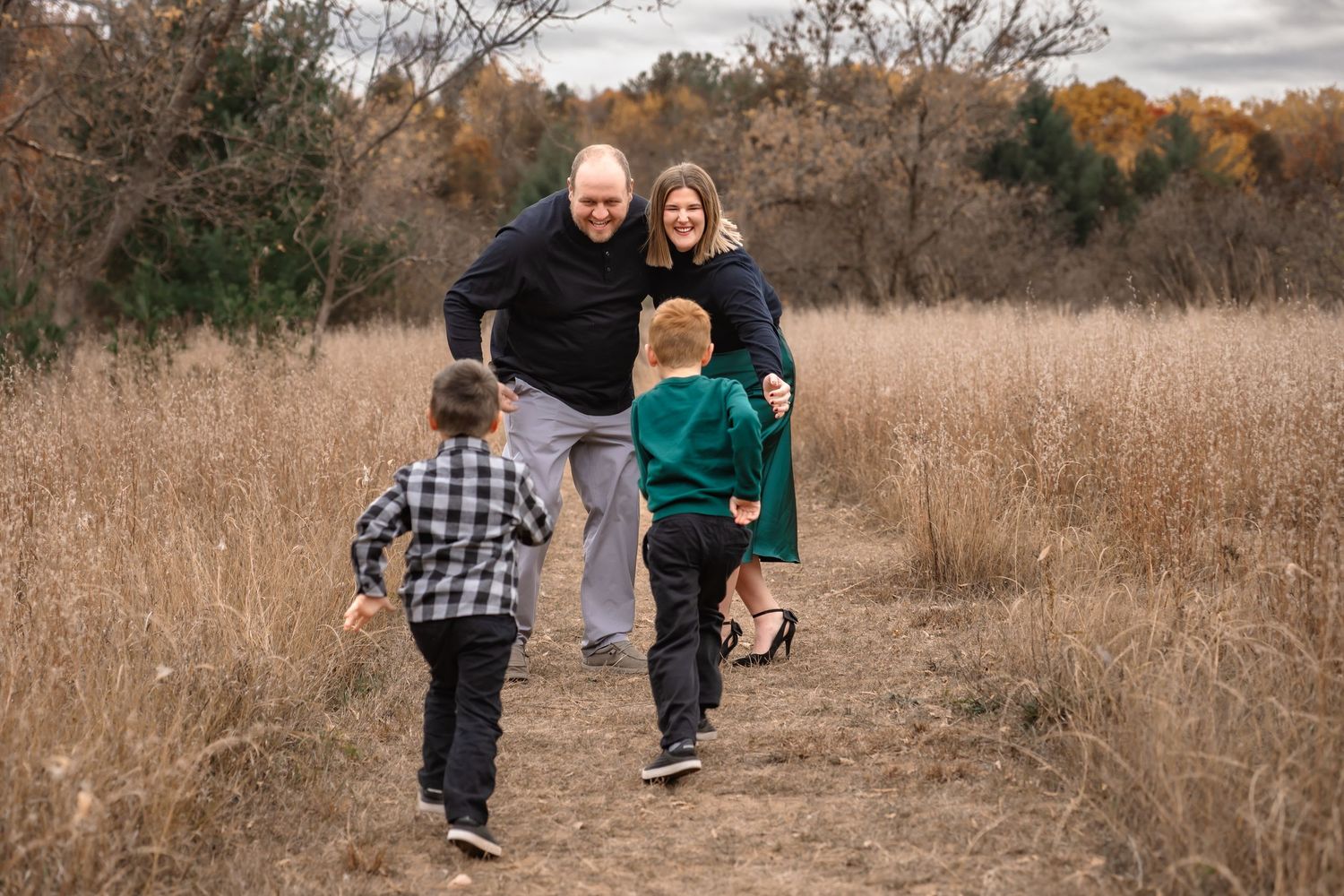 Marinette family photographer Peshtigo family marinette field