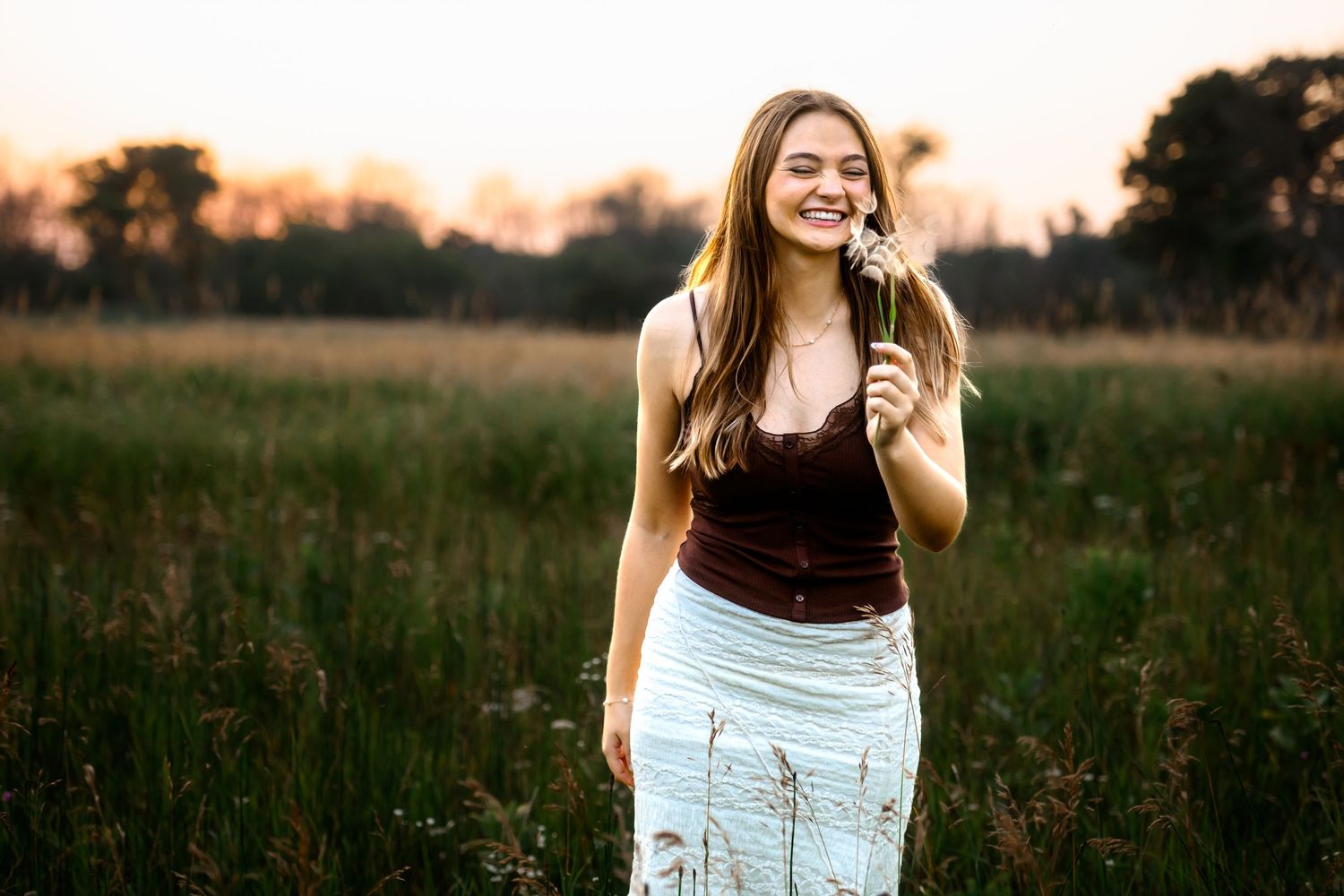 marinette high school senior, peshtigo senior, menominee, mi senior photos senior girl photos sunset senior photos