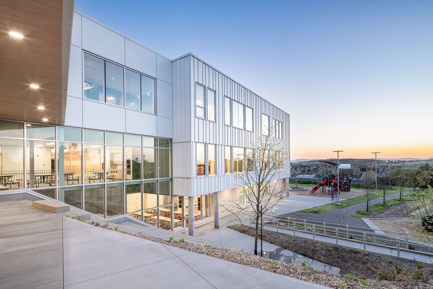 École de la Grande-Ourse. Rivière-du-Loup. ONICO architectes