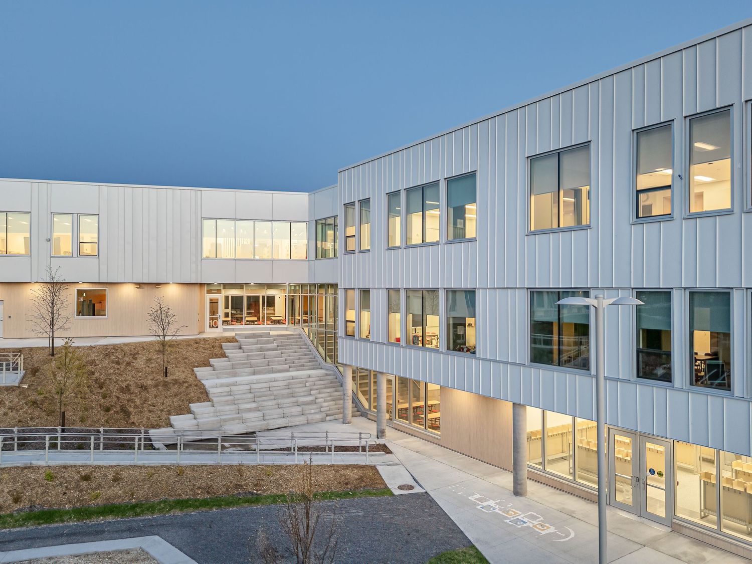 École de la Grande-Ourse. Rivière-du-Loup. ONICO architectes