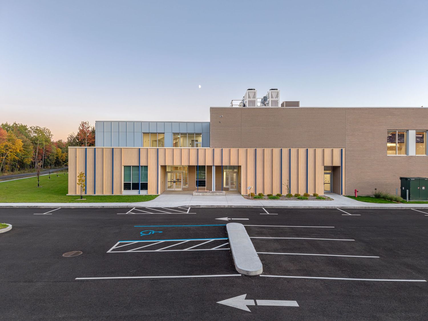École primaire Explorami. Bécancour. ONICO architectes