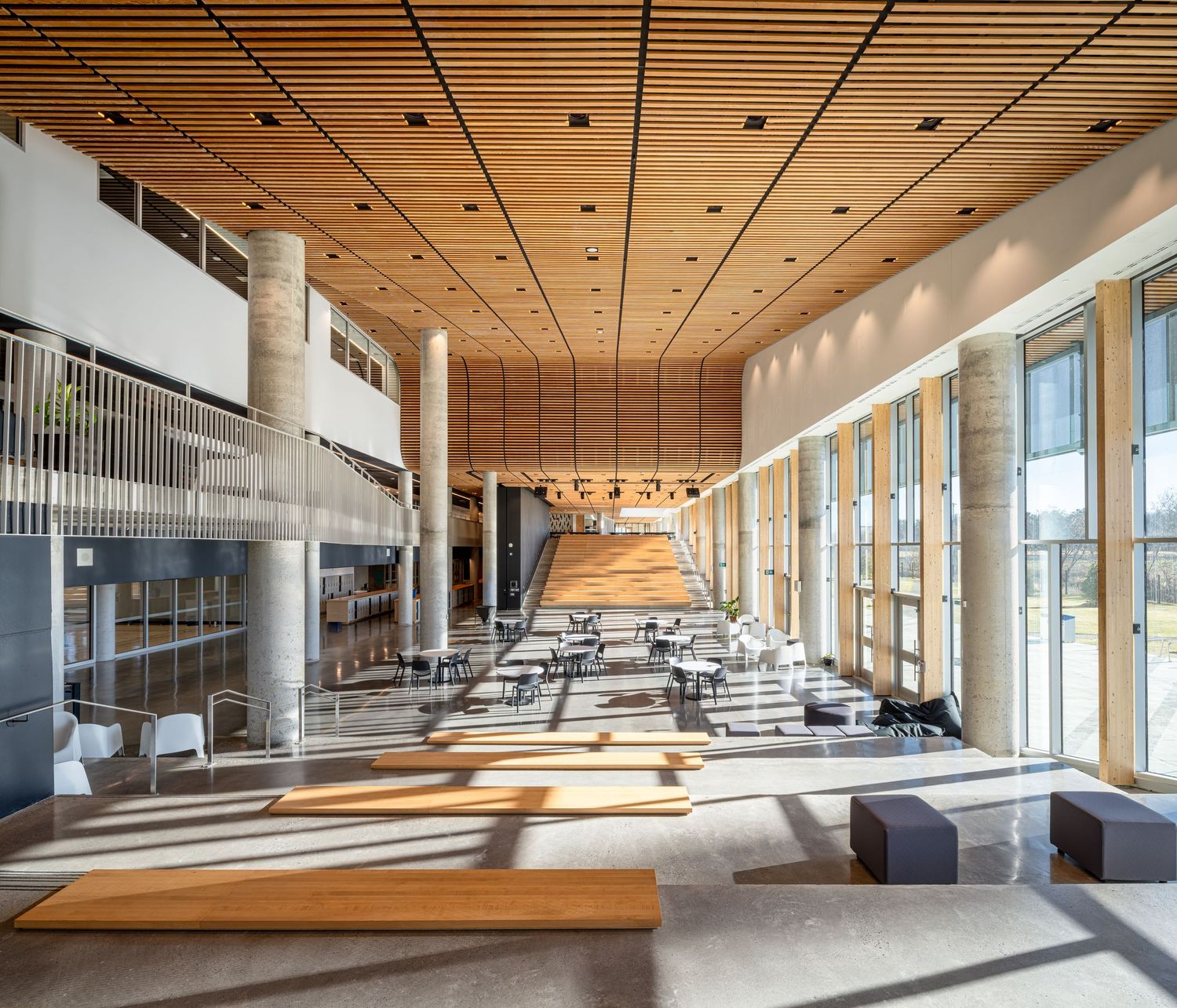 École secondaire Maréchal - Mirabel - Prisme architecture