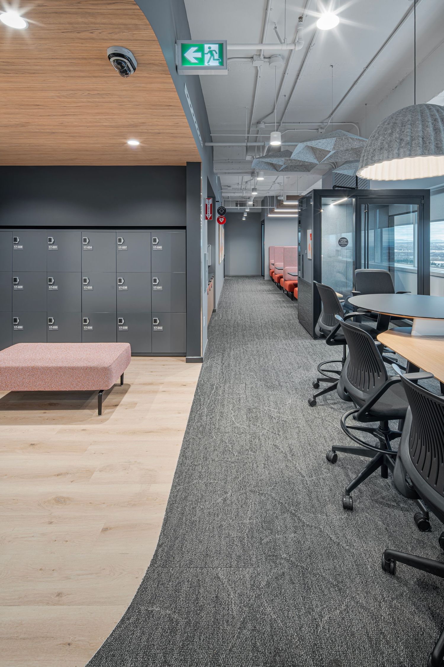 Édifice à bureaux. Boulevard Laurier. Ville de Québec