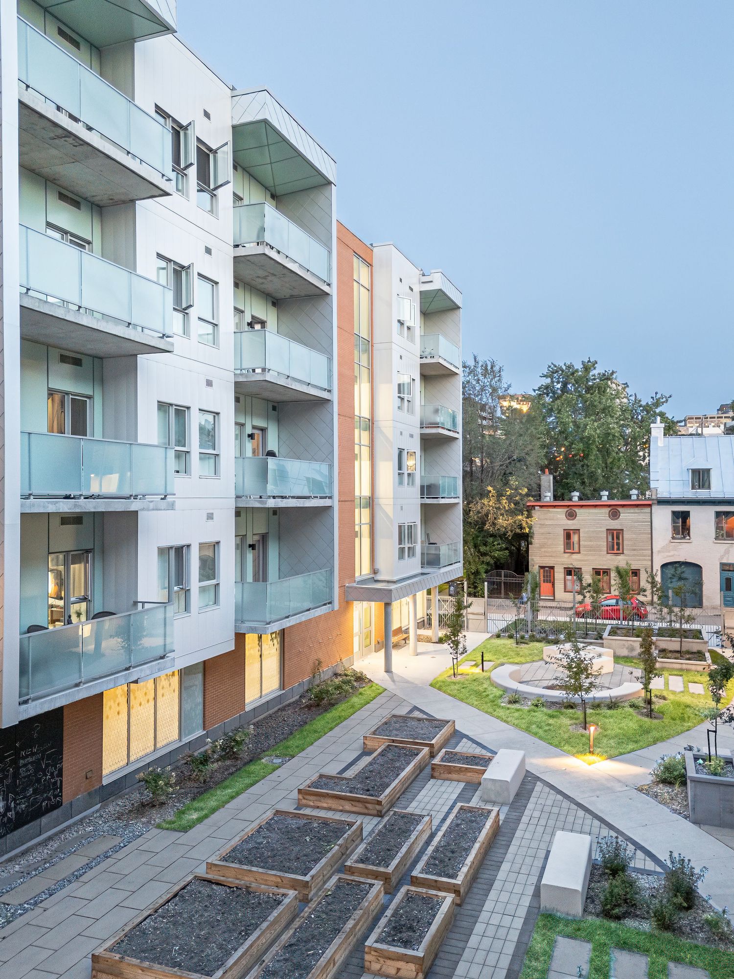 Immeuble Père-Marquette - Logements sociaux. Ville de Québec. Lafond Côté architectes