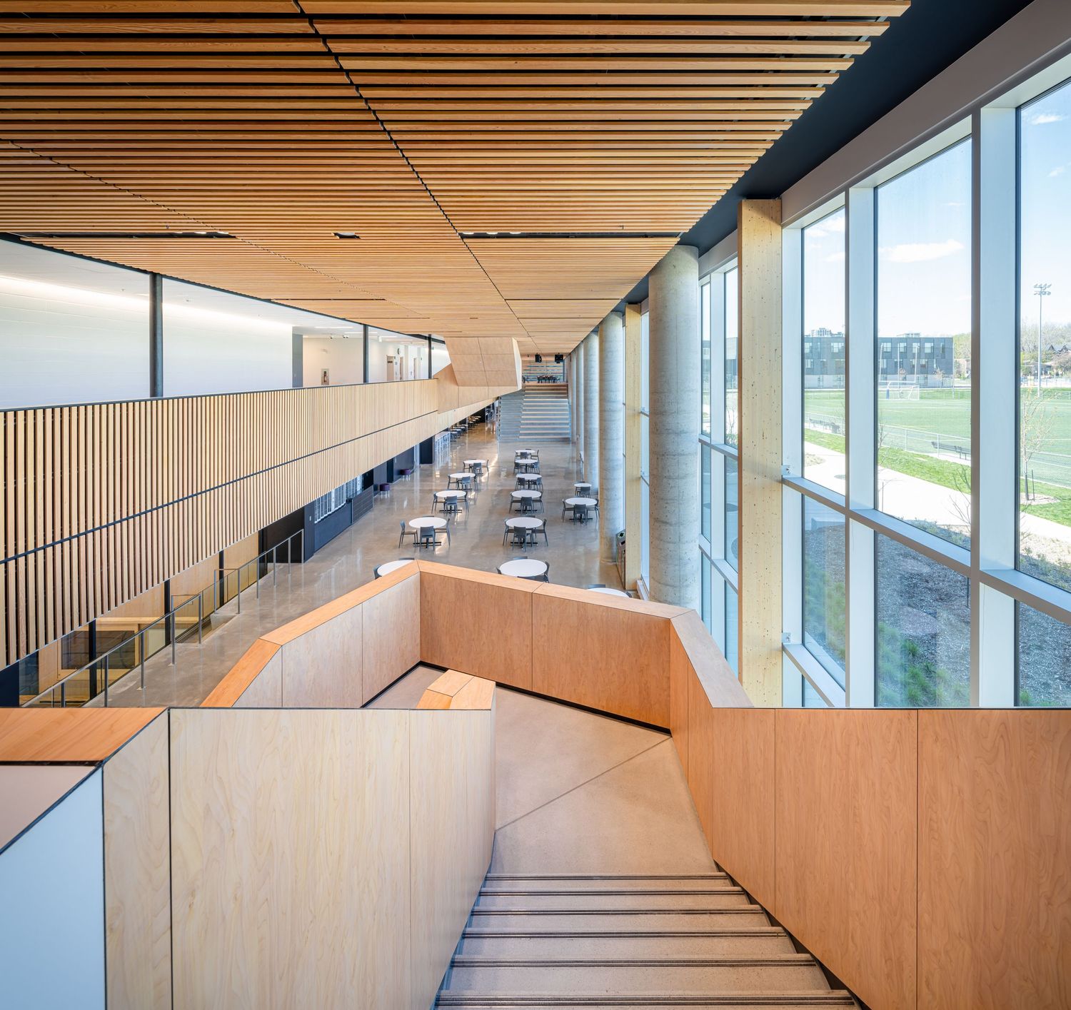 École secondaire Caroline-Dawson. LaSalle. Prisme architecture