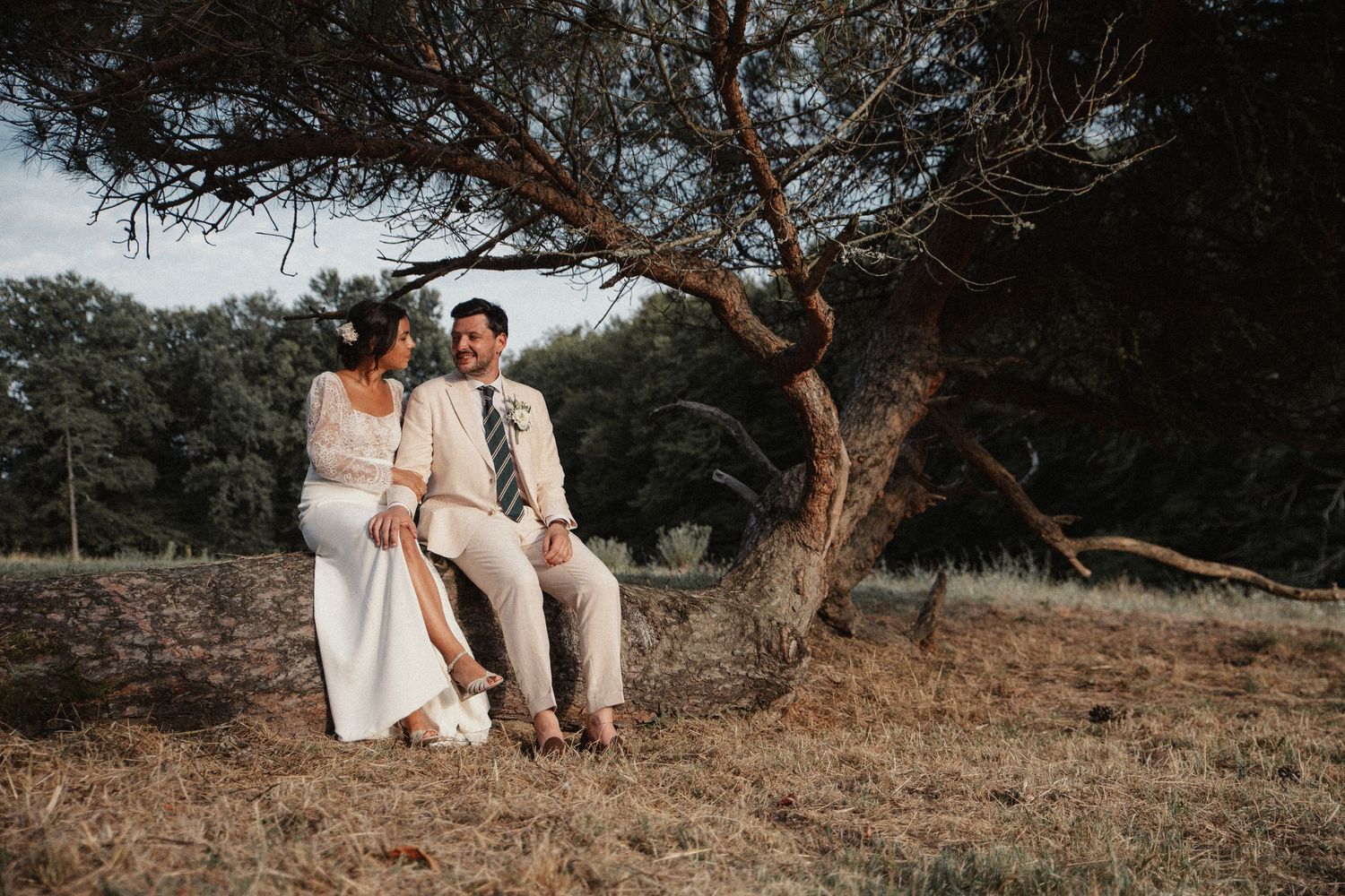 Photo de couple lors d'un mariage