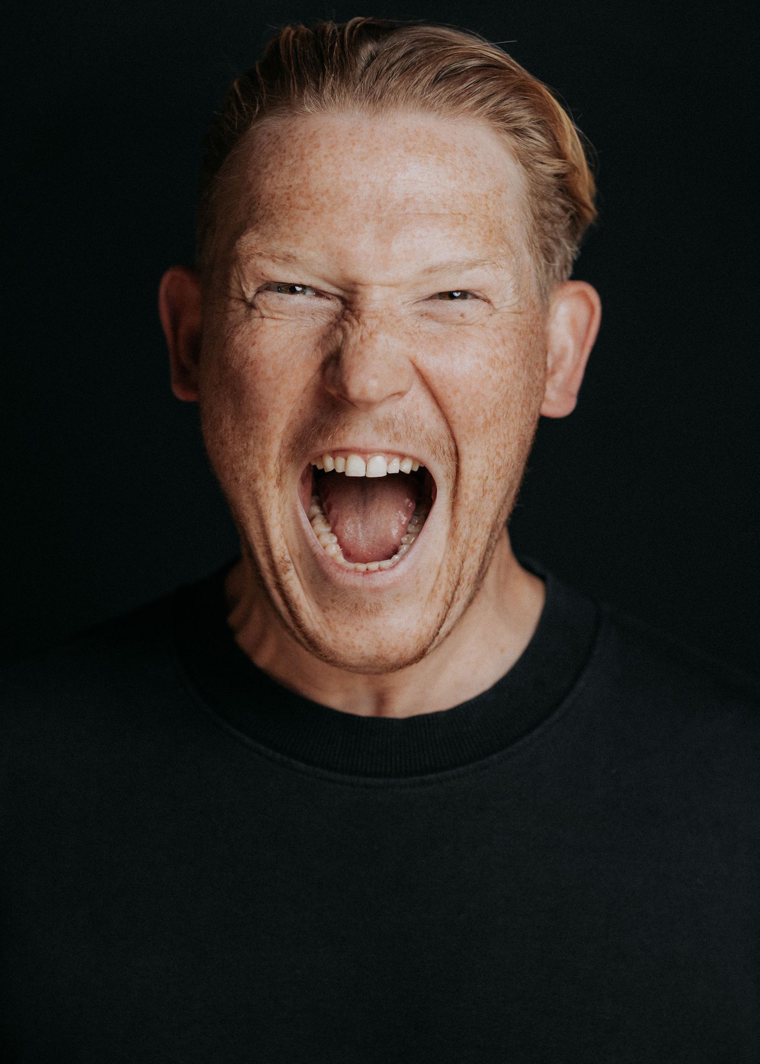 Portrait von Andreas Reetz, Mods Hair Recklinghausen – fotografiert von Lara Ingenbleek, Portraitfotografin aus Dortmund.