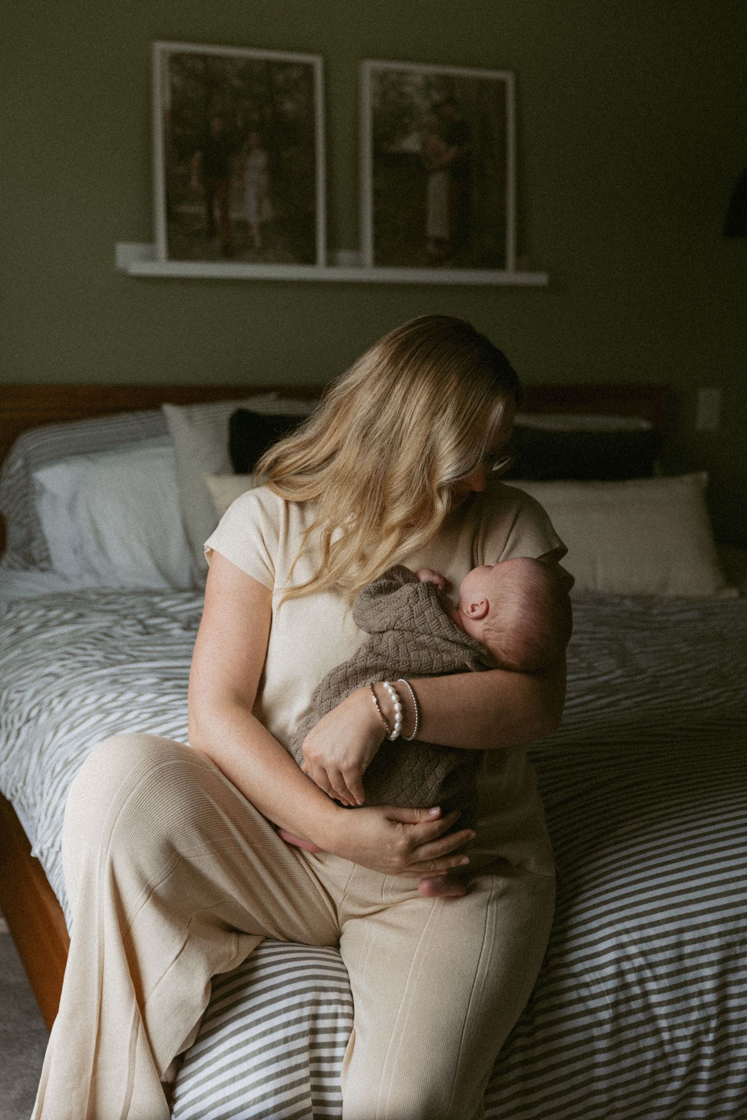 ingersoll newborn photographer, ingersoll photographer, thamesford photographers, thamesford newborn photographer, woodstock newborn photos