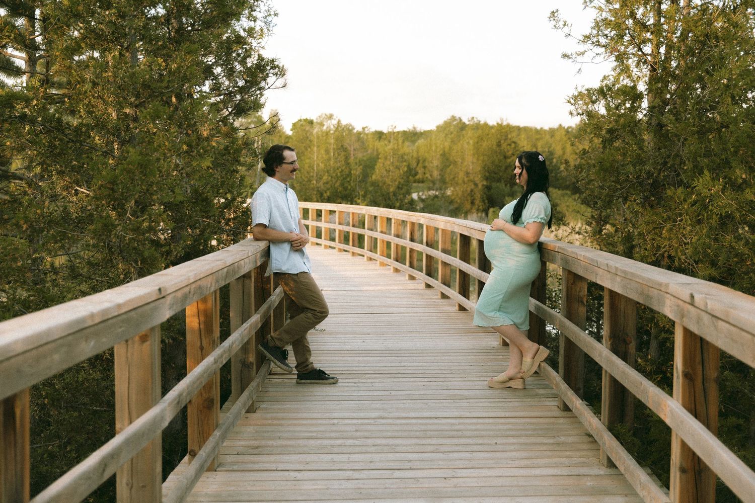 Maternity Photographer Near Me, Maternity photos, Brantford Maternity photographer, Cambridge Maternity Photographer, Brantford Photographer