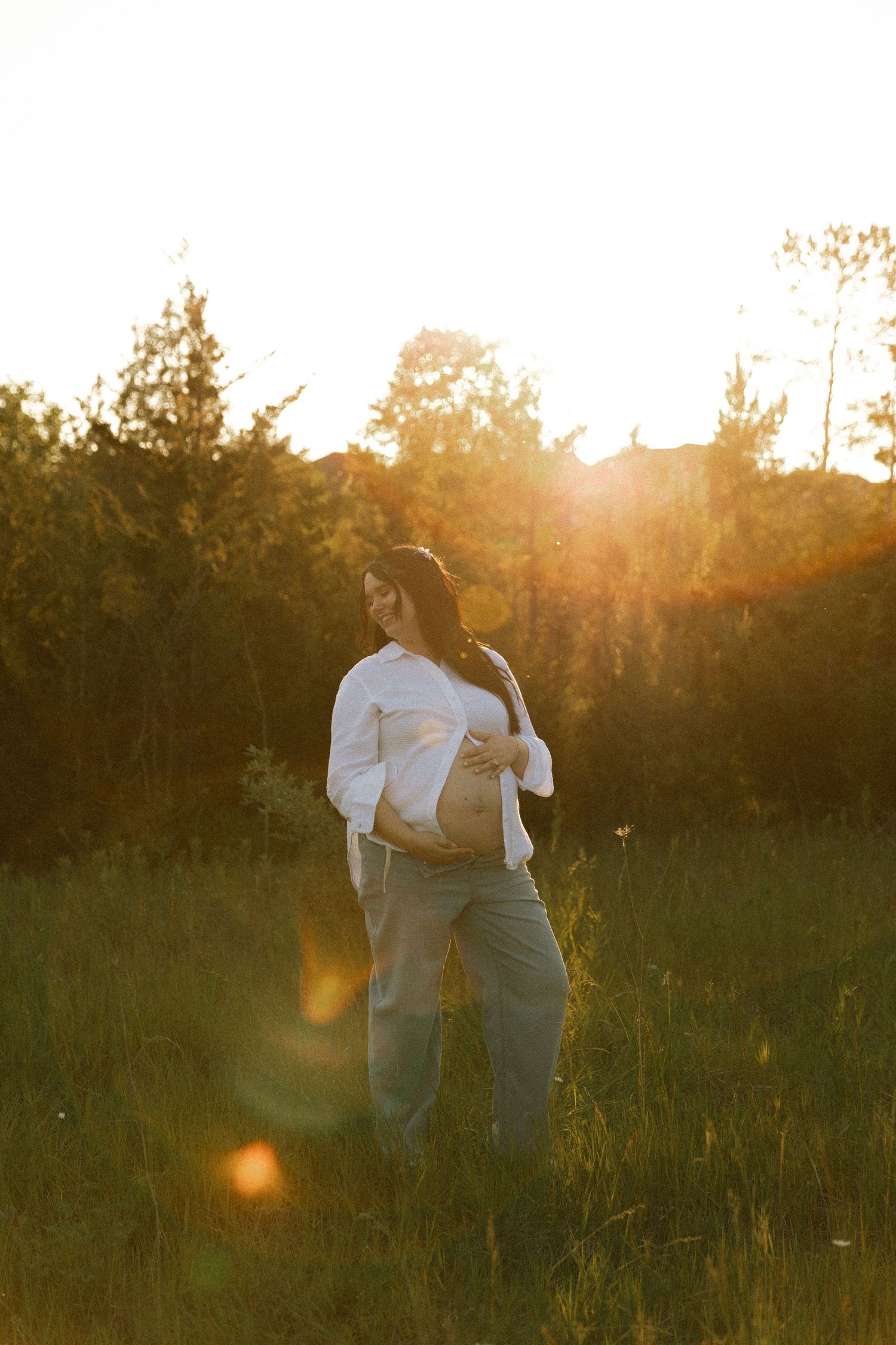 Maternity Photographer Near Me, Maternity photos, Brantford Maternity photographer, Cambridge Maternity Photographer, Brantford Photographer