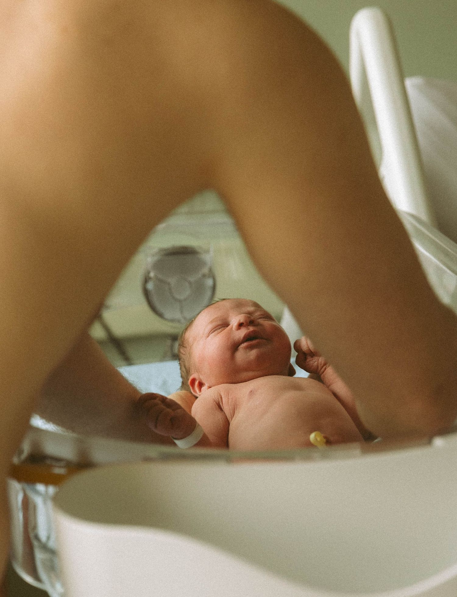 London Ontario Fresh 48 photographer capturing newborn and mother bonding in hospital after birth, Fresh 48 London, Fresh 48 Photographer