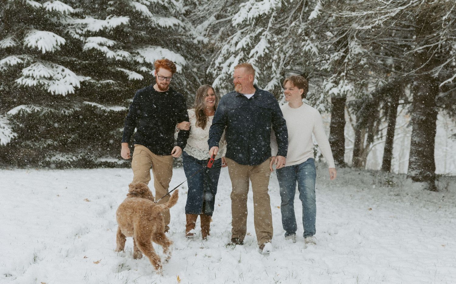 Woodstock Ontario family photographer | London ON family photos | Kitchener Waterloo family photography | Photographer Near Me | Woodstock