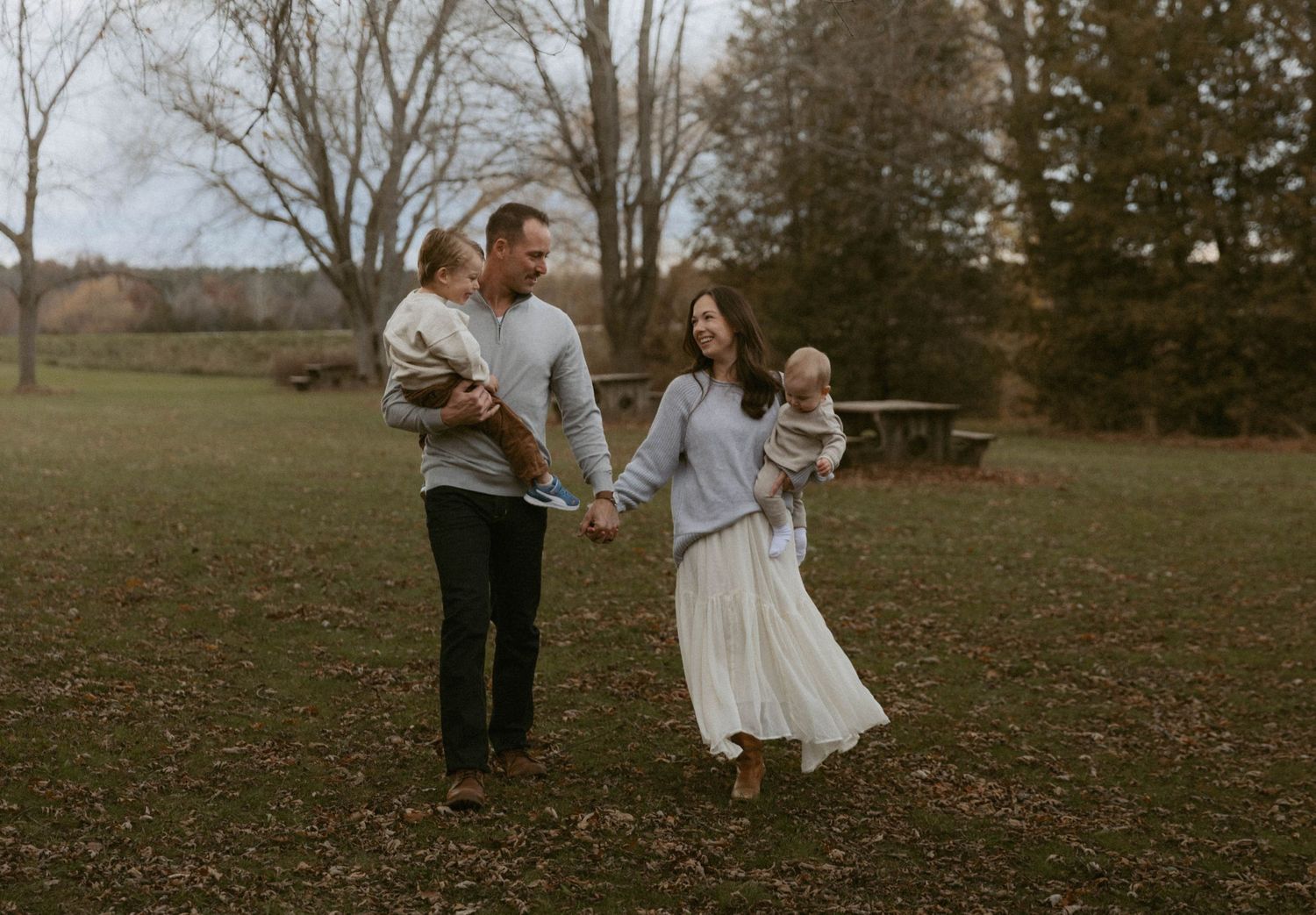 Woodstock Ontario family photographer | London ON family photos | Kitchener Waterloo family photography | Photographer Near Me | Woodstock