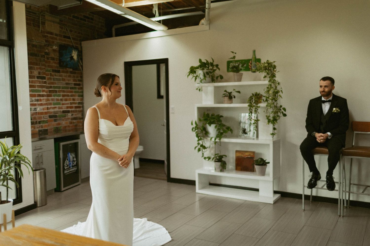 Wedding photographer Brantford Ontario, cinematic documentary weddings, natural moments, emotional photography