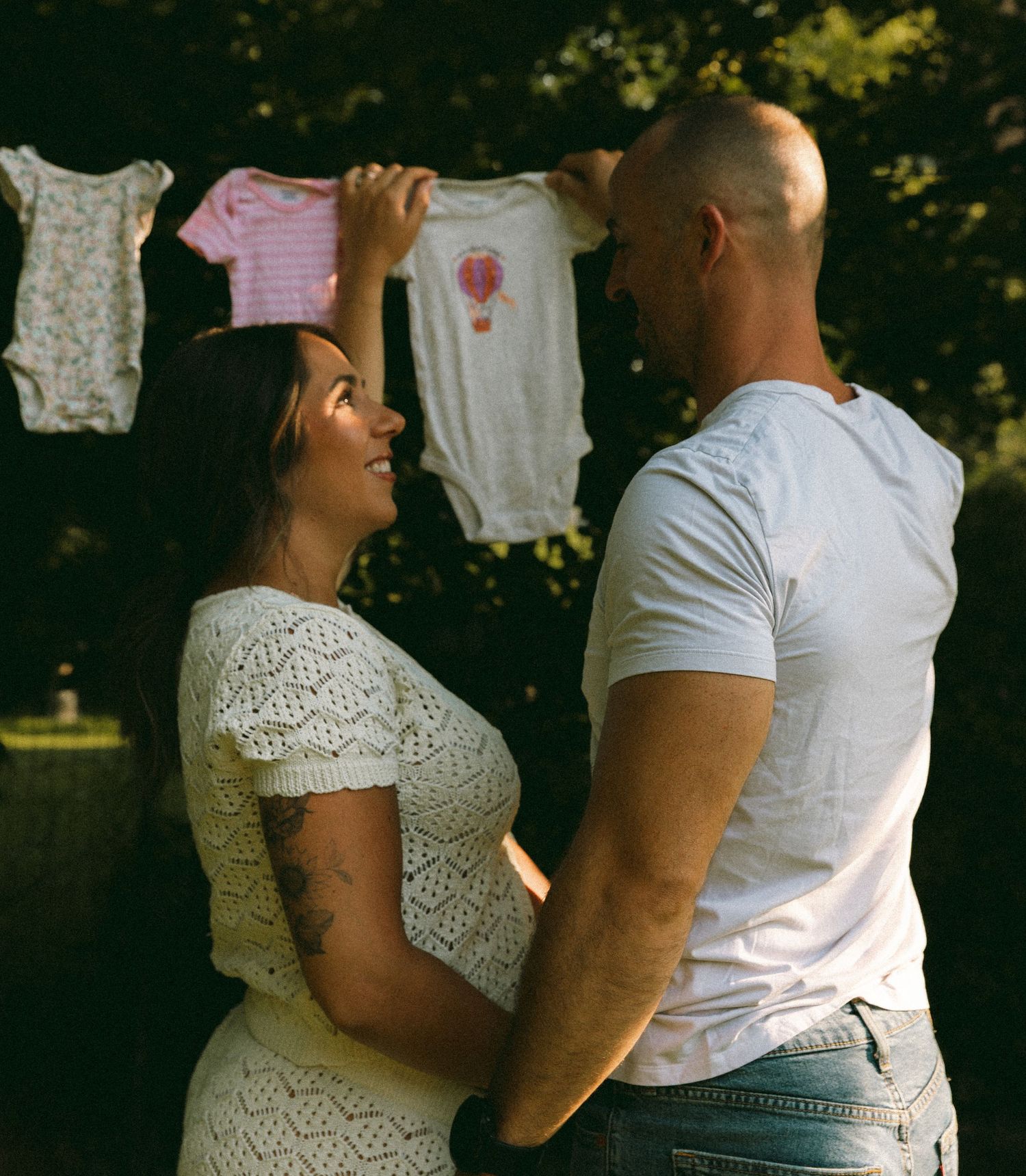 Maternity Photographer Near Me, Maternity photos, Brantford Maternity photographer, Cambridge Maternity Photographer, Brantford Photographer