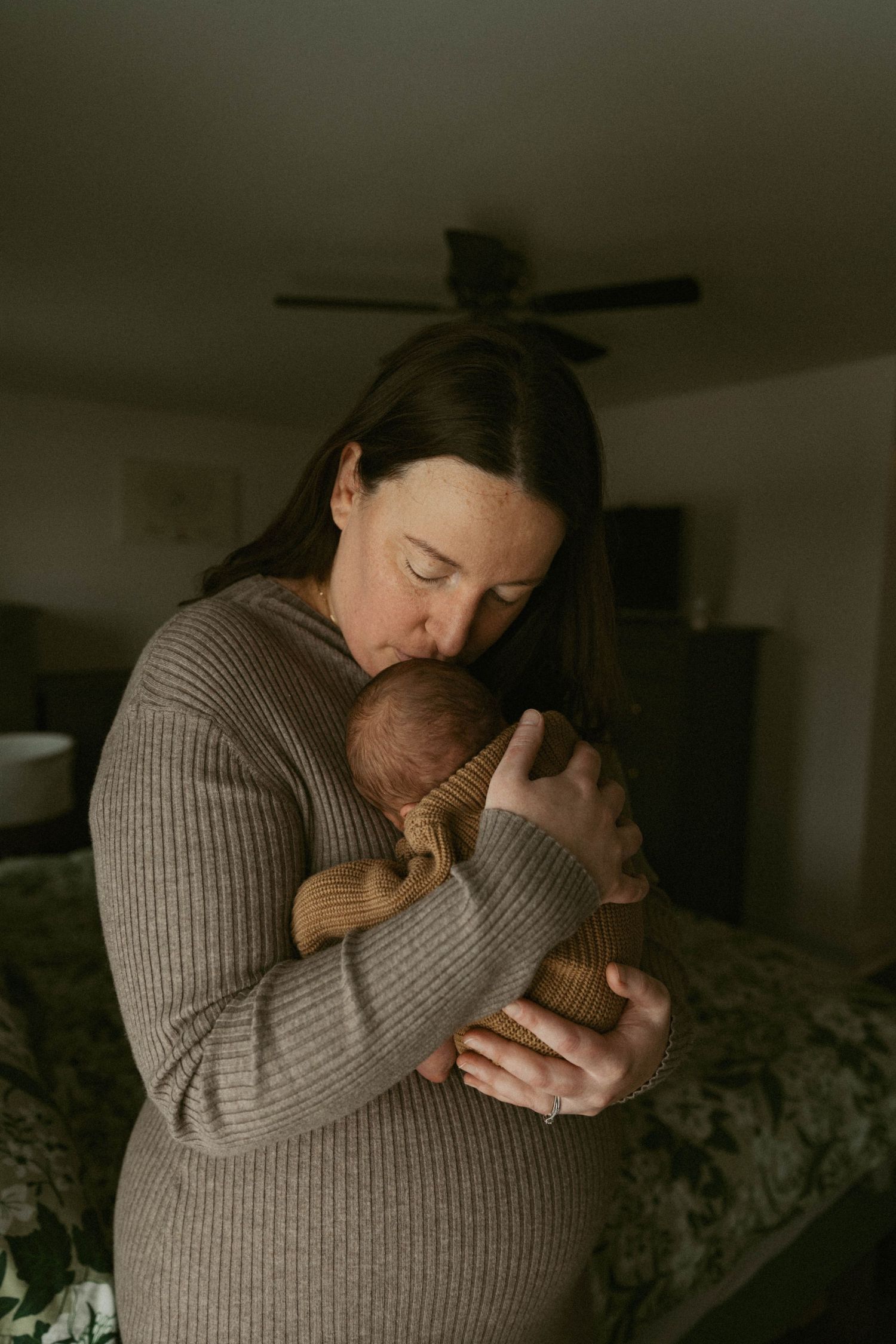 Lifestyle Newborn photographer near me, lifestyle newborn photographer woodstock,newborn photographer norwich,newborn photographer London