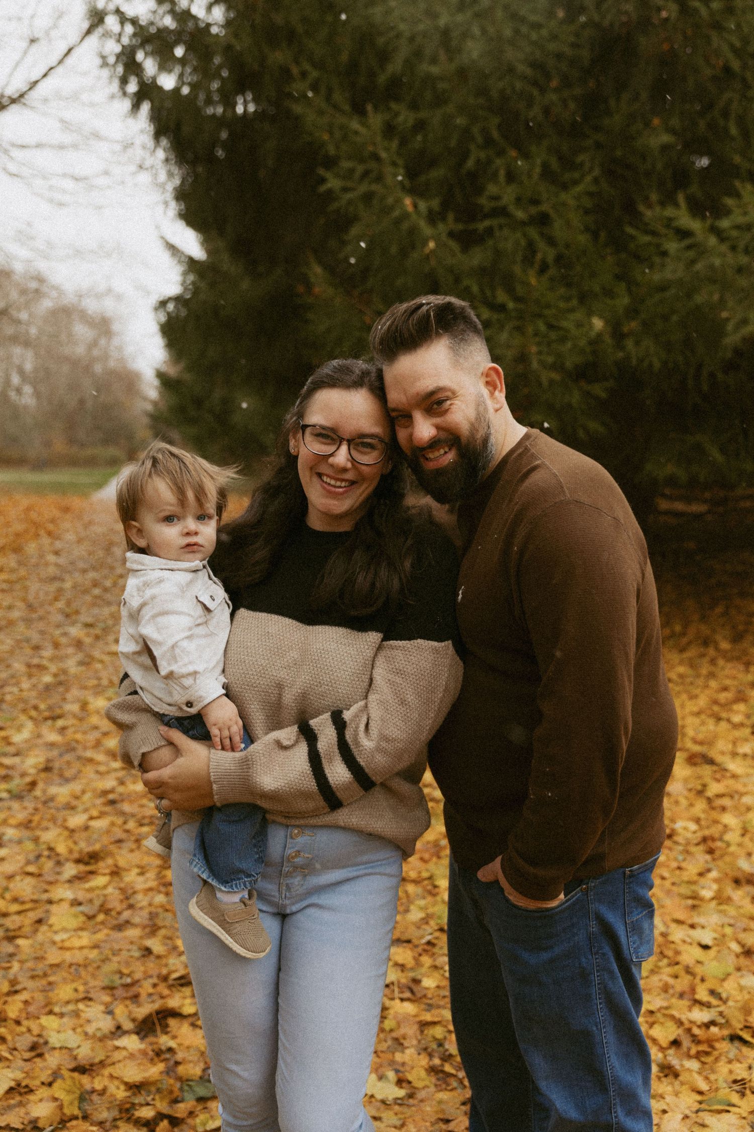 Woodstock Ontario family photographer | London ON family photos | Kitchener Waterloo family photography | Photographer Near Me | Woodstock