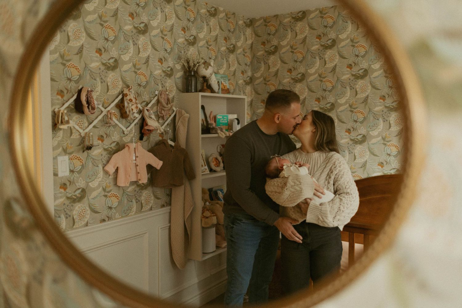 Lifestyle Newborn photographer near me, lifestyle newborn photographer woodstock,newborn photographer norwich,newborn photographer ingersoll