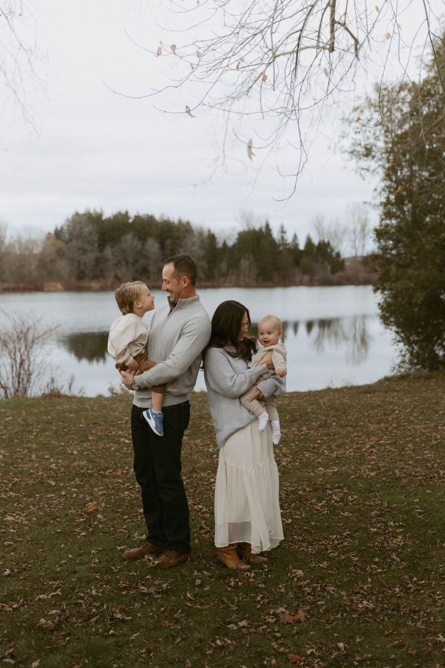 Woodstock Ontario family photographer | London ON family photos | Kitchener Waterloo family photography | Photographer Near Me | Woodstock