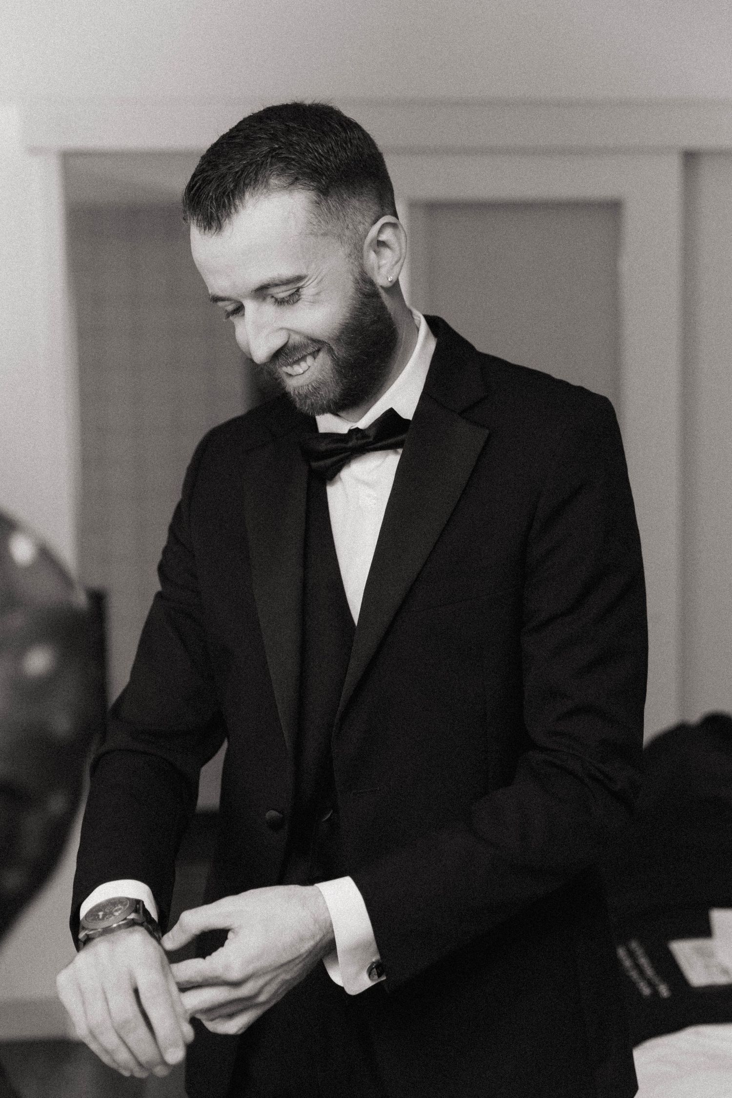 Wedding photographer London Ontario, cinematic documentary weddings, natural moments, emotional storytelling