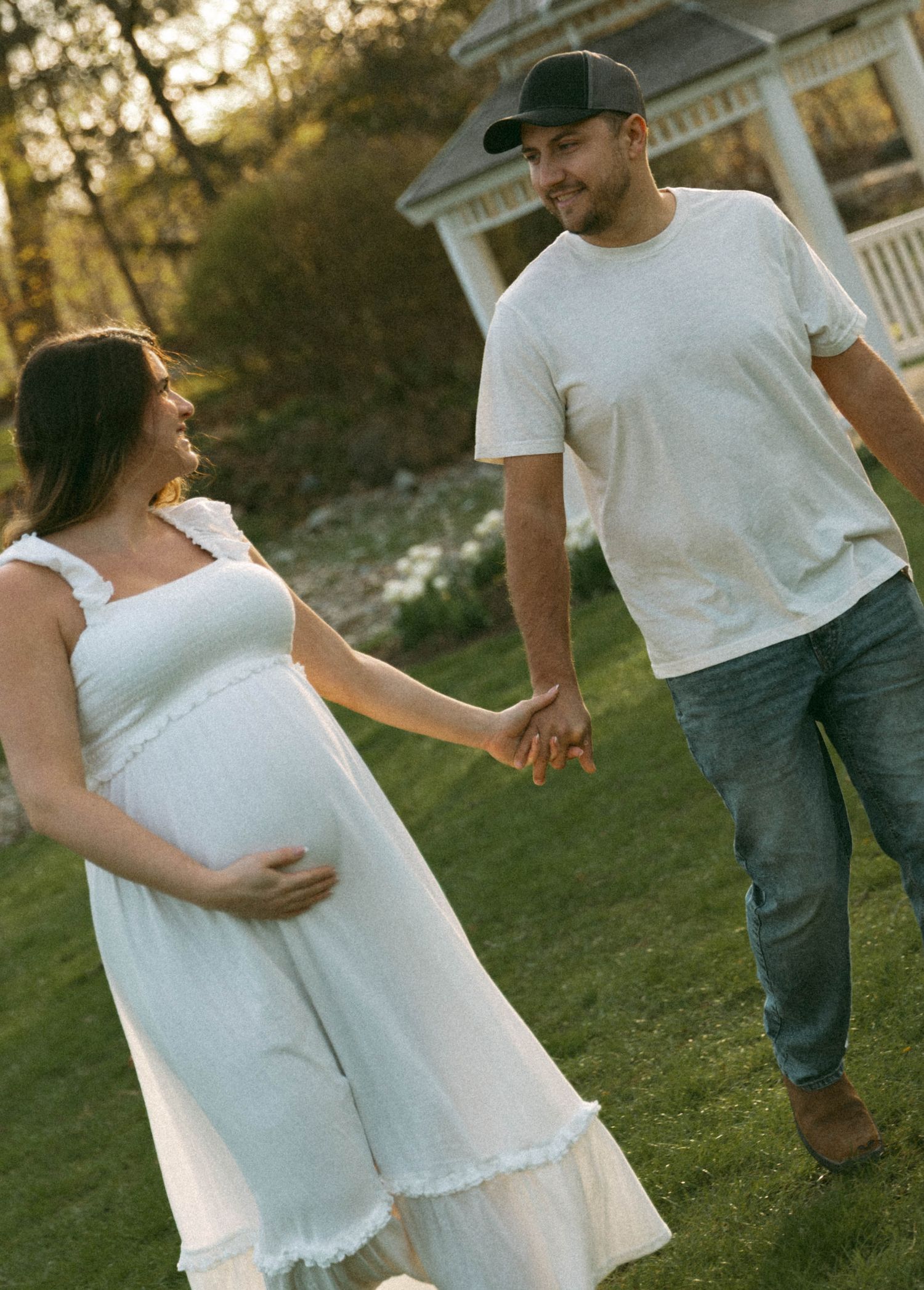 Maternity Photographer Near Me,Maternity photos, London Maternity photographer,Kitchener Maternity Photographer,London Photographer