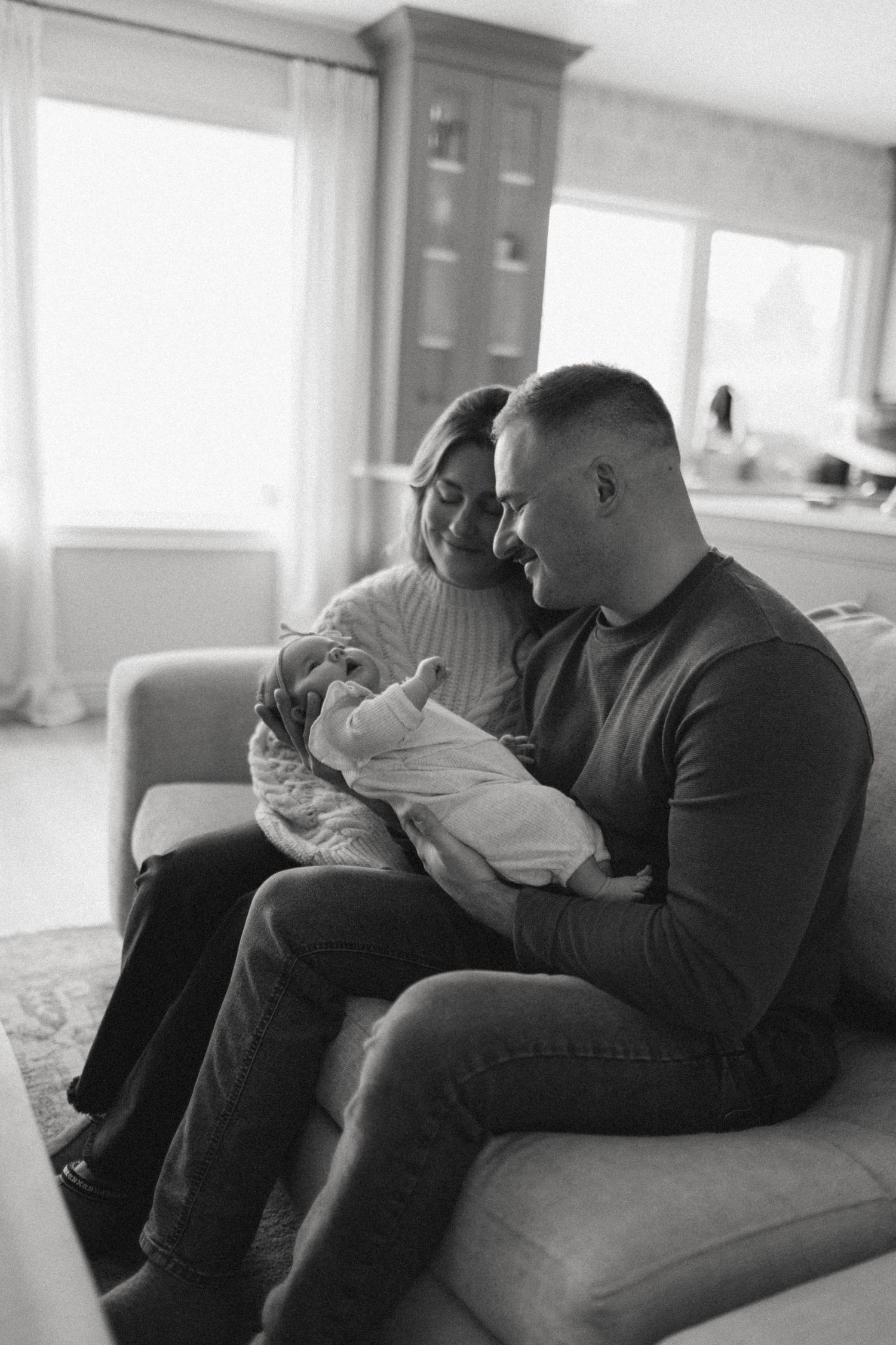 norwich newborn photographer, lifestyle newborn photography near me, photographer near me, woodstock photographer, newborn photographers