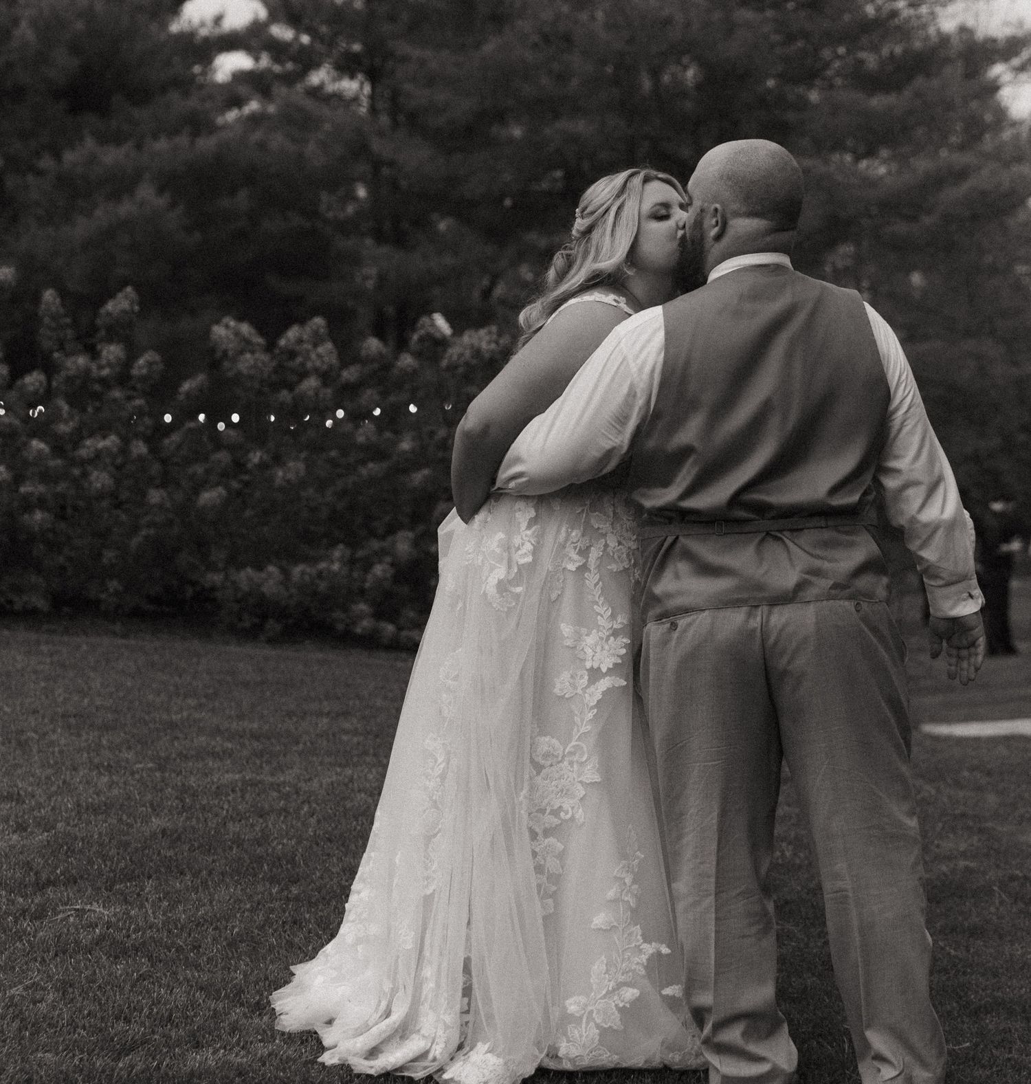 Woodstock Wedding Photographer,Affordable Photographer Near Me,Engaged,Wedding Photographer Near Me,Top Rated Photographer Near Me,Woodstock