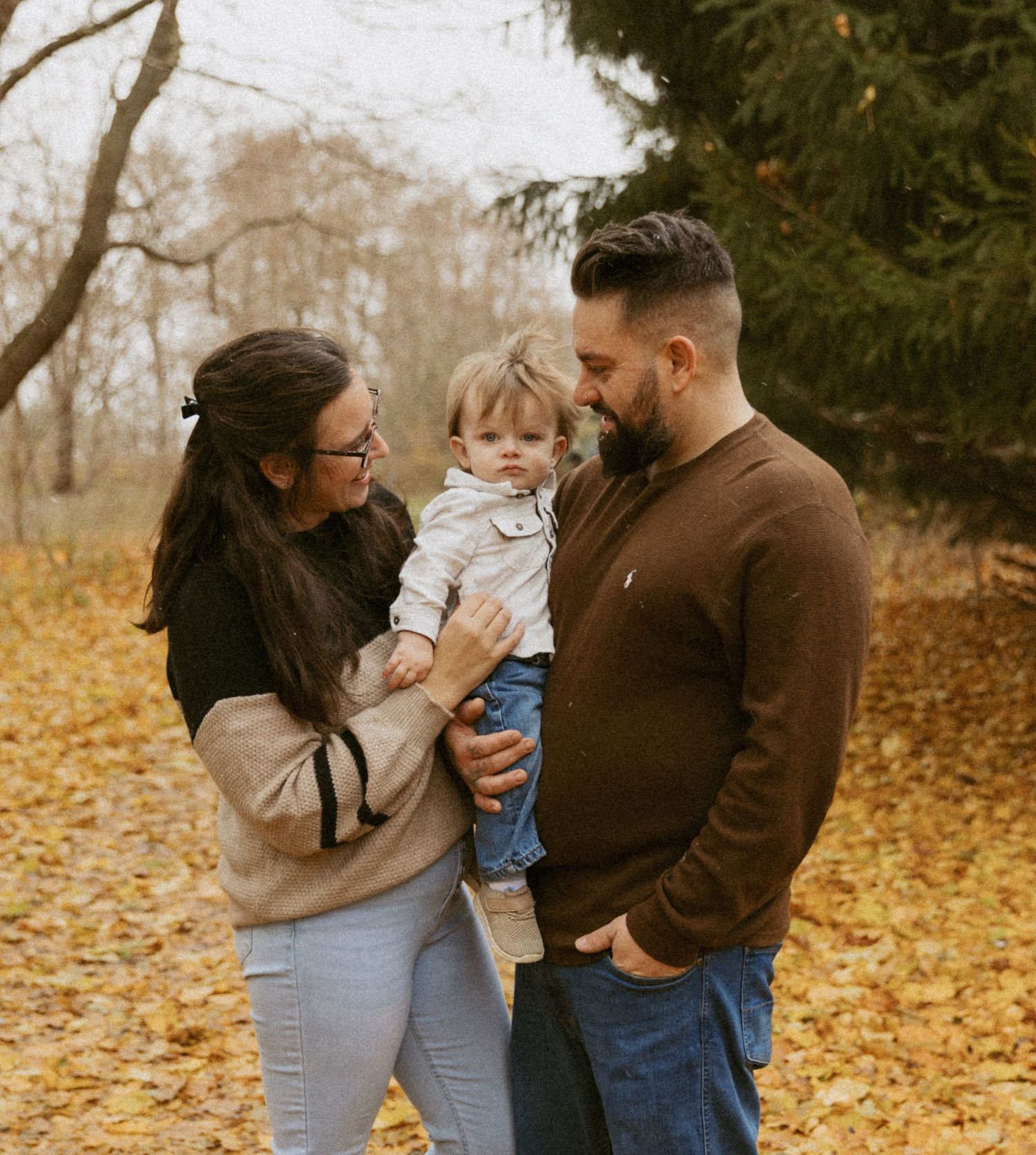 Woodstock Ontario family photographer | London ON family photos | Kitchener Waterloo family photography | Photographer Near Me | Woodstock