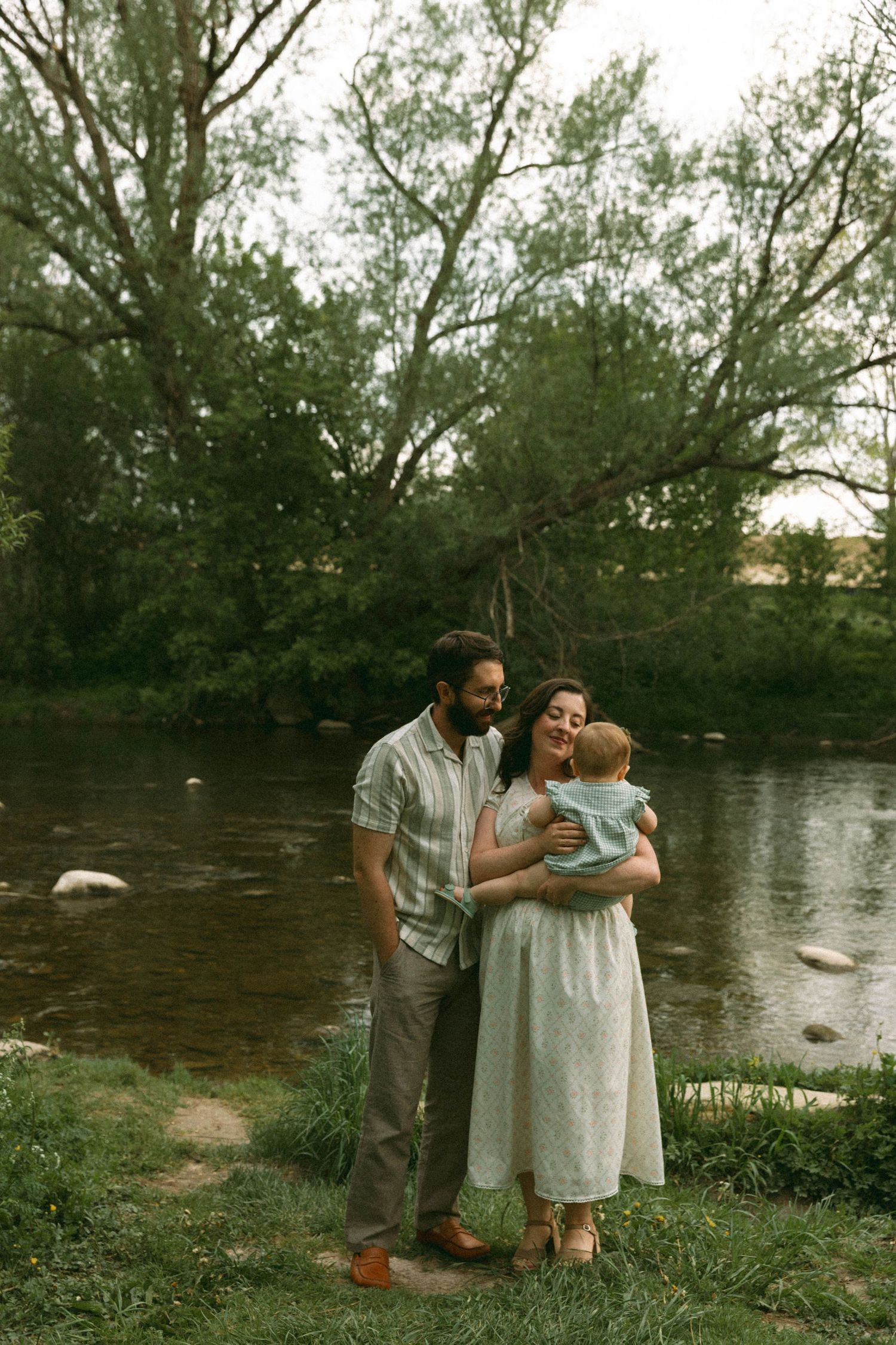 Woodstock Ontario family photographer | London ON family photos | Kitchener Waterloo family photography | Photographer Near Me | Woodstock