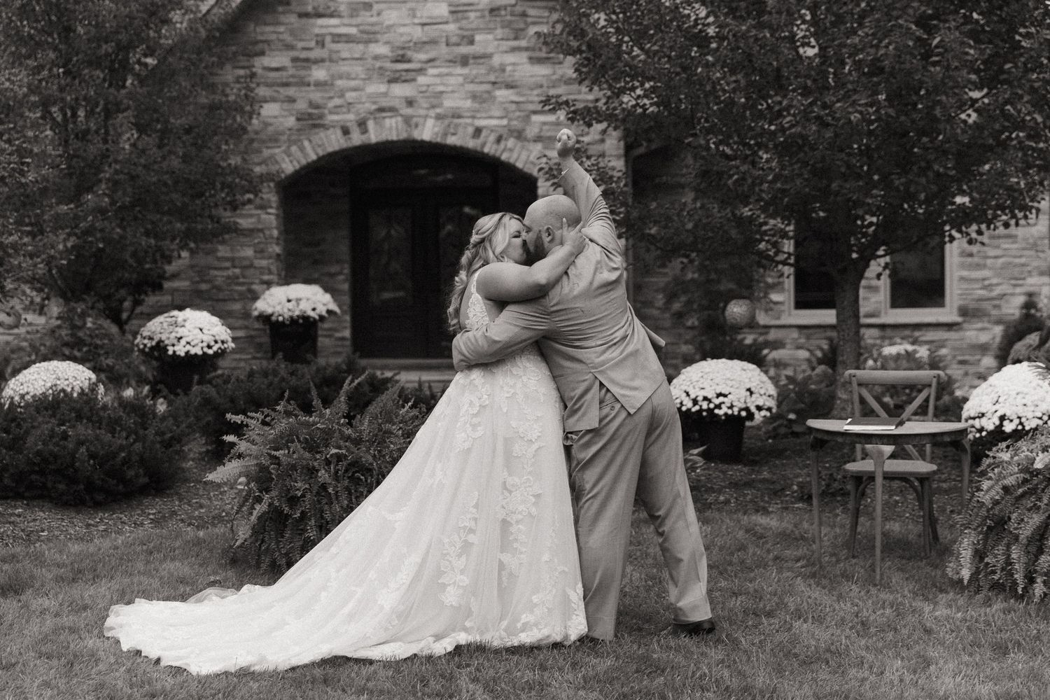 Woodstock Wedding Photographer,Affordable Photographer Near Me,Engaged,Wedding Photographer Near Me,Top Rated Photographer Near Me,Woodstock