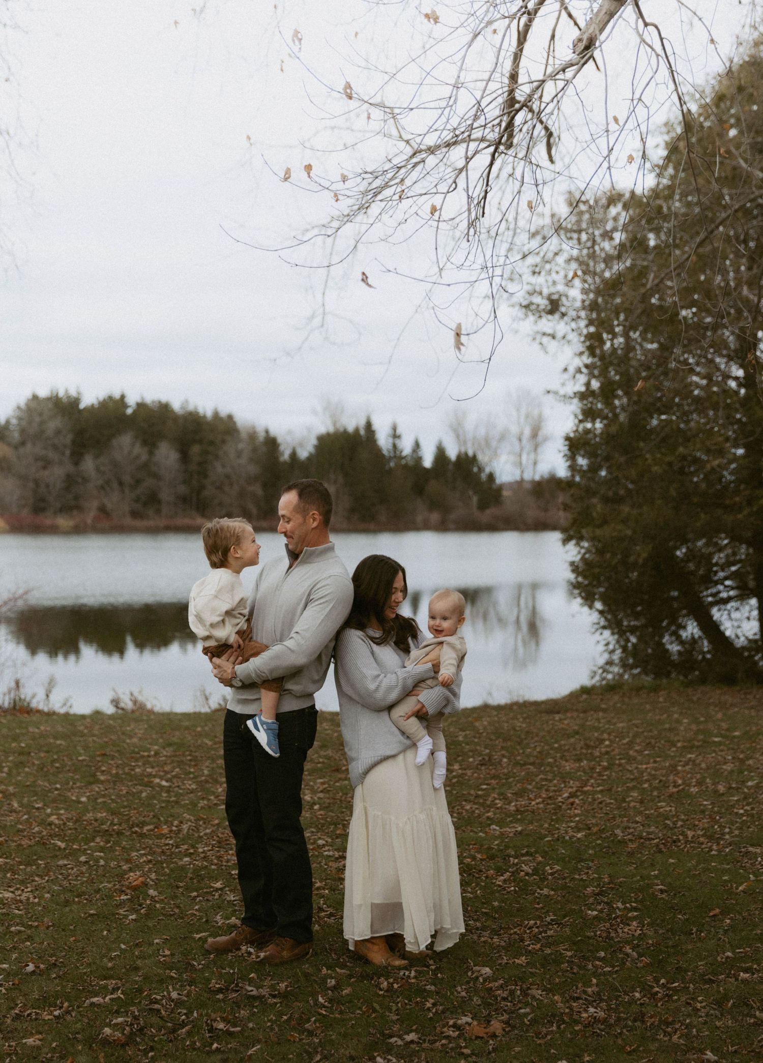 Woodstock Ontario family photographer | London ON family photos | Kitchener Waterloo family photography | Photographer Near Me | Woodstock